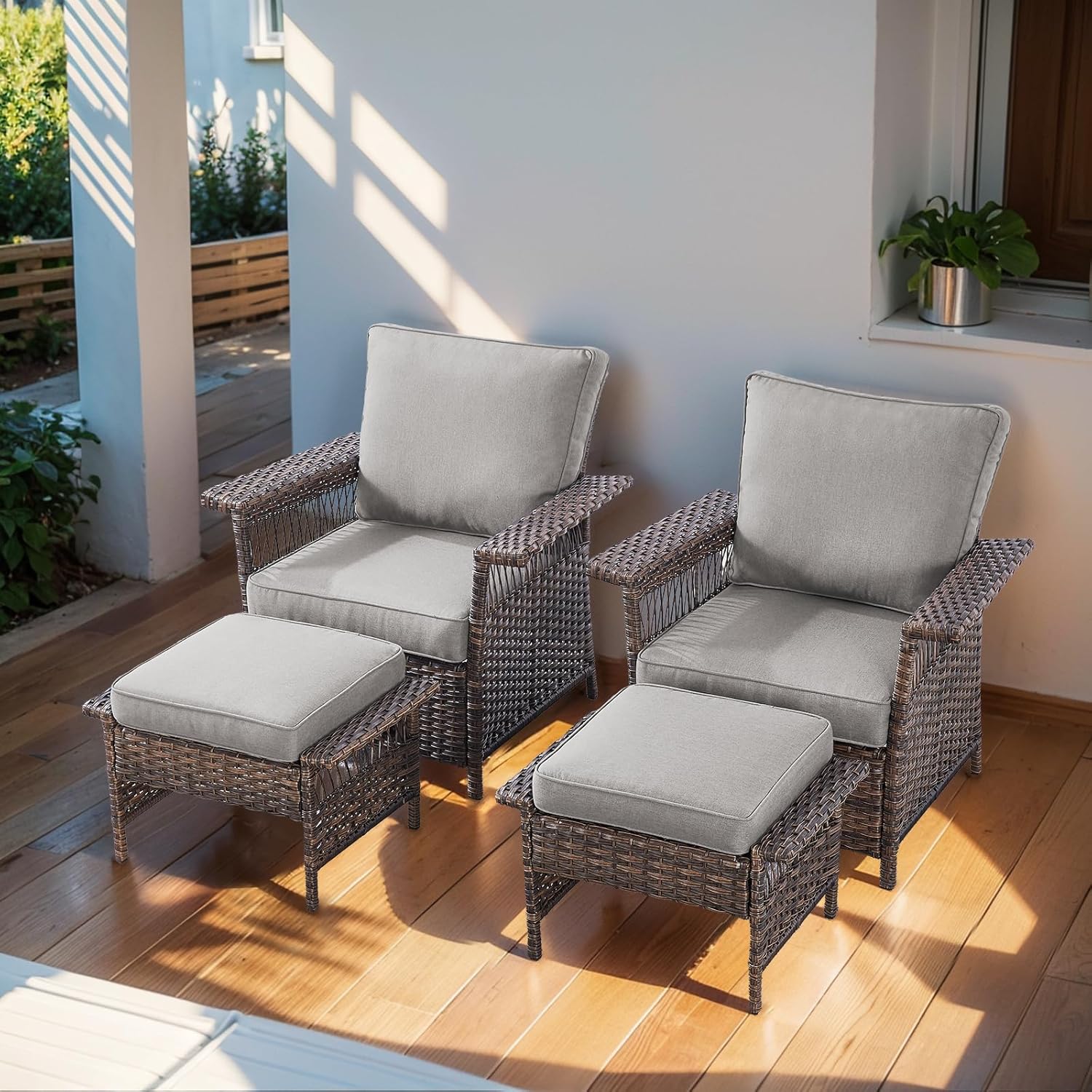 Patio Furniture Set 2 Wicker Patio Chairs with 2 PE Rattan Ottomans Brown Wicker Grey Cushions Patio Conversation Set 4pcs for Garden Balcony Sunroom Backyard Poolside