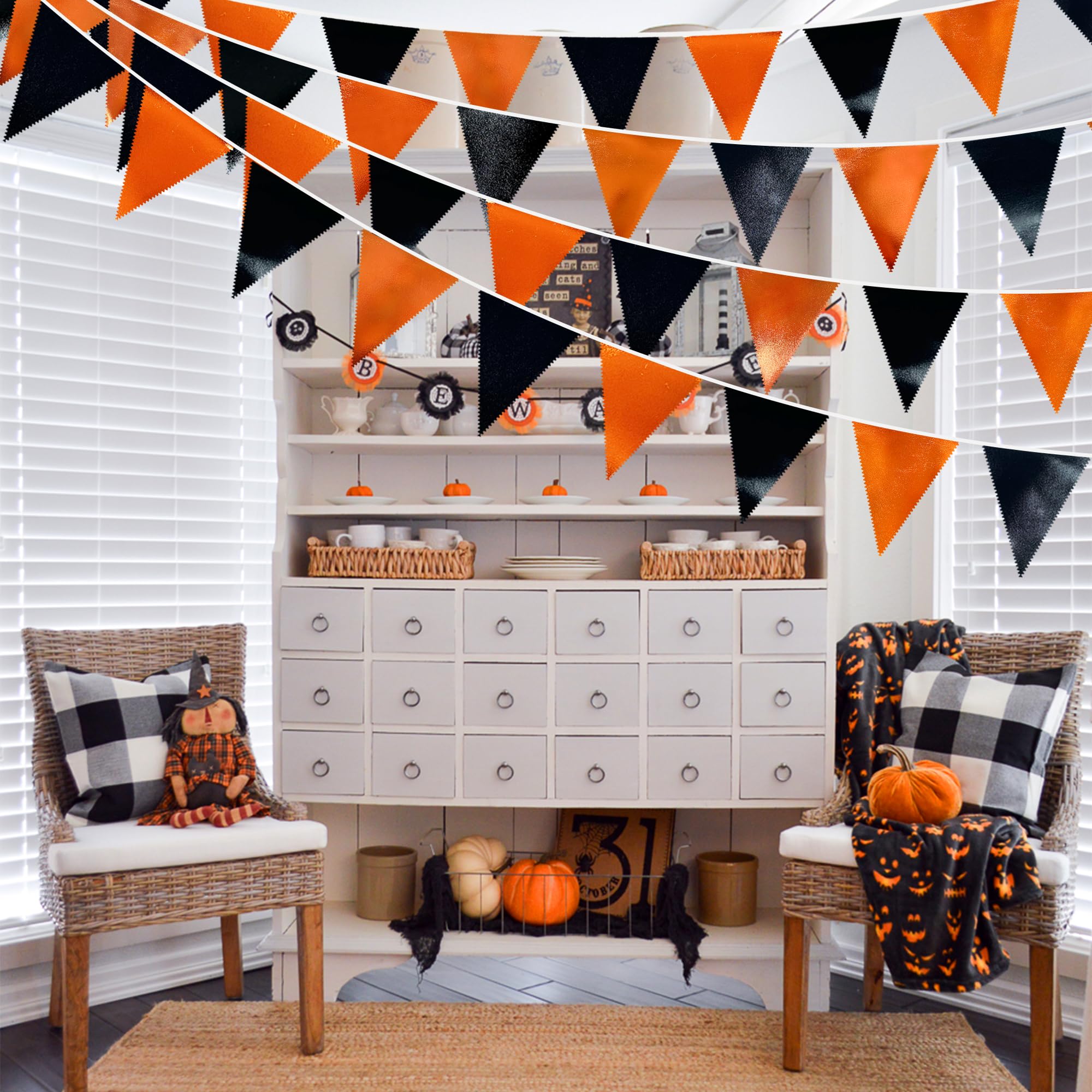 32Ft Noire et Orange Tissu Métallique Fanion Bannière Drapeau Guirlande Banderoles Décoration de fête pour Remise de Diplôme Halloween Automne Thanksgiving Anniversaire Bapteme Mariage Extérieur Decor