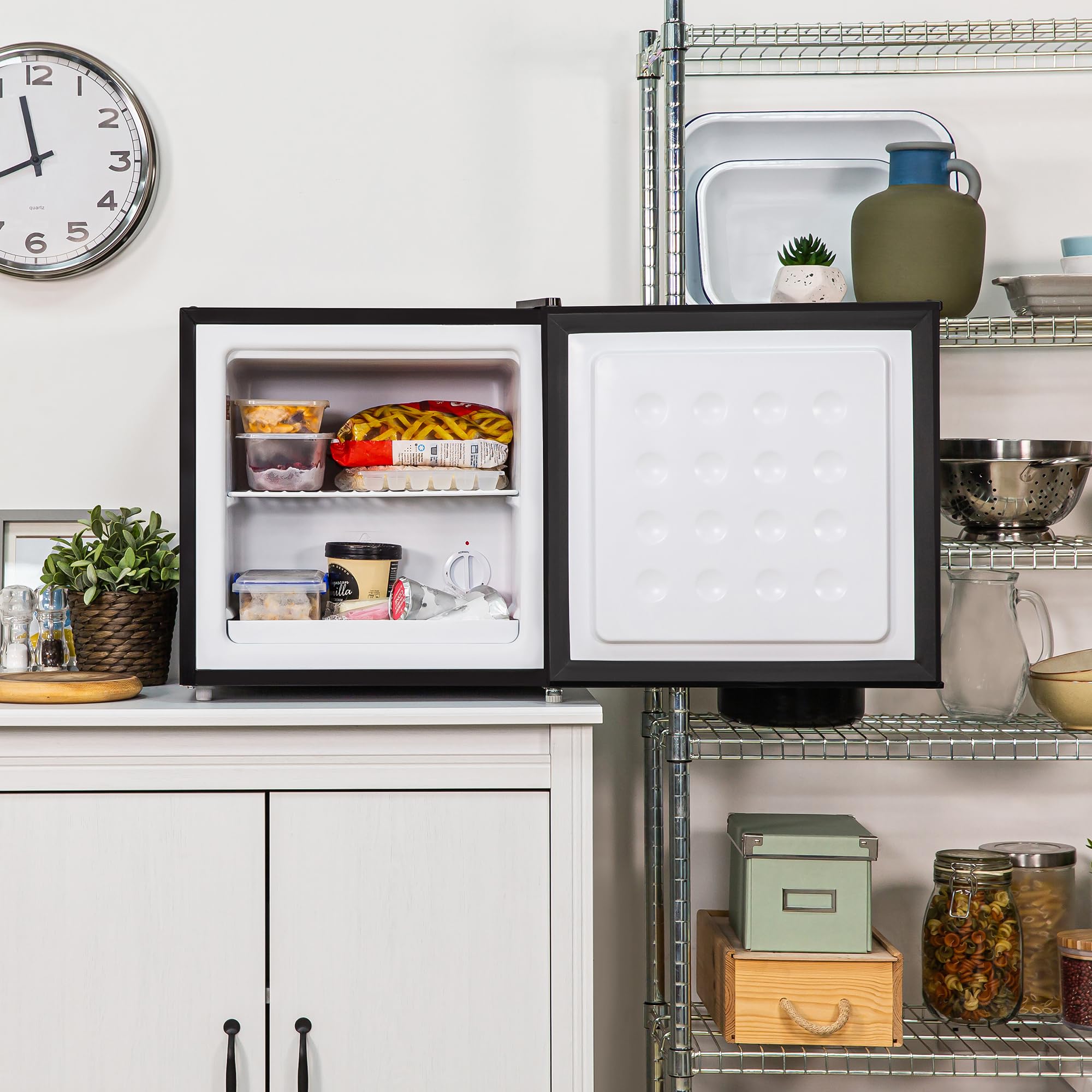 Abode Table Top Mini Freezer Black Freestanding 31 Litre Capacity with Reversible Door, 4 Star Freezer Rating, Adjustable Feet & 1 Wire Shelf ATTFZ0E1B (Black) — view 5