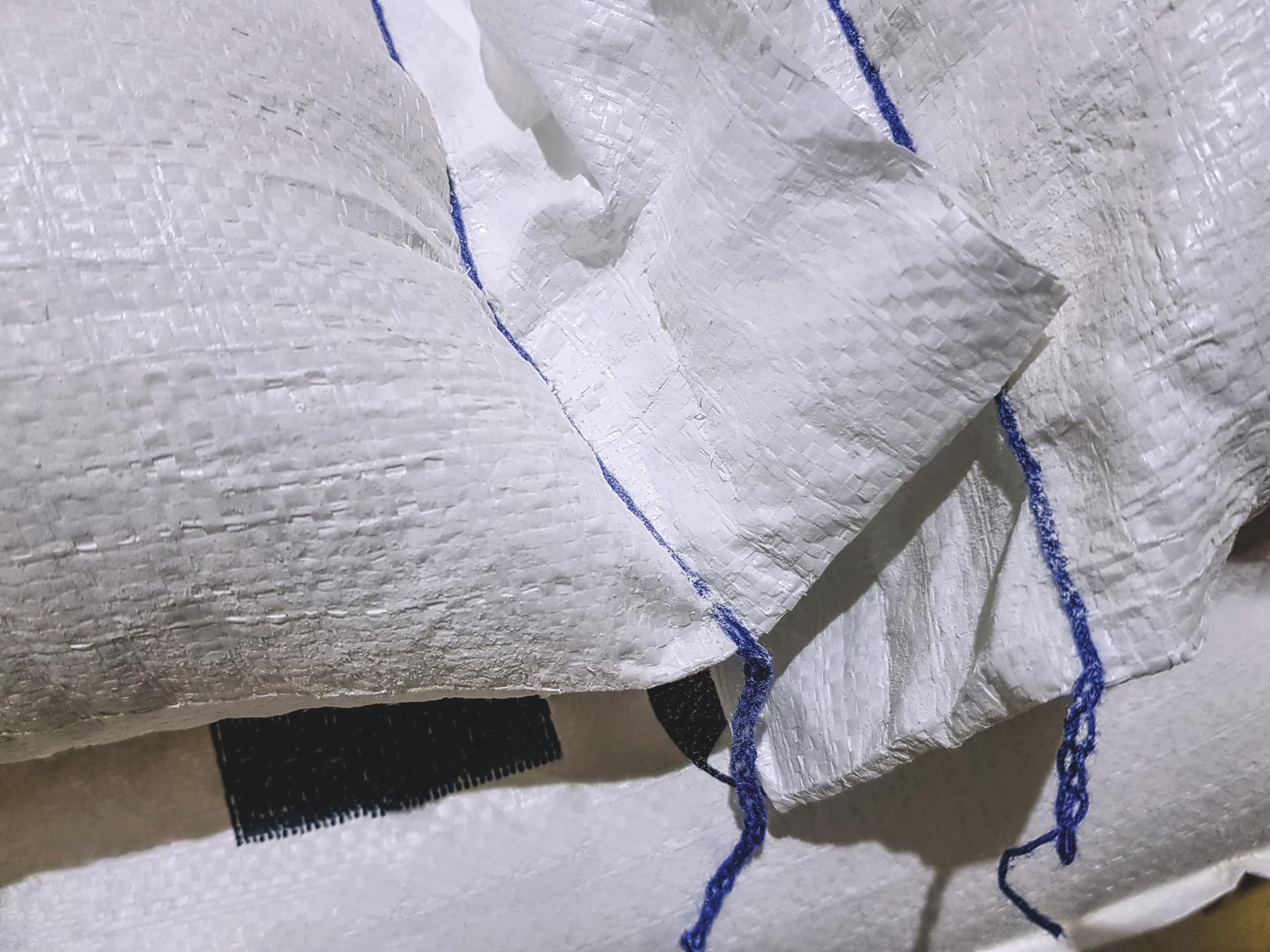 Vrysac -Bobbins Thick High Strength Polyester Thread for Sewing Machines Raffia Sacks Paper - Image 2