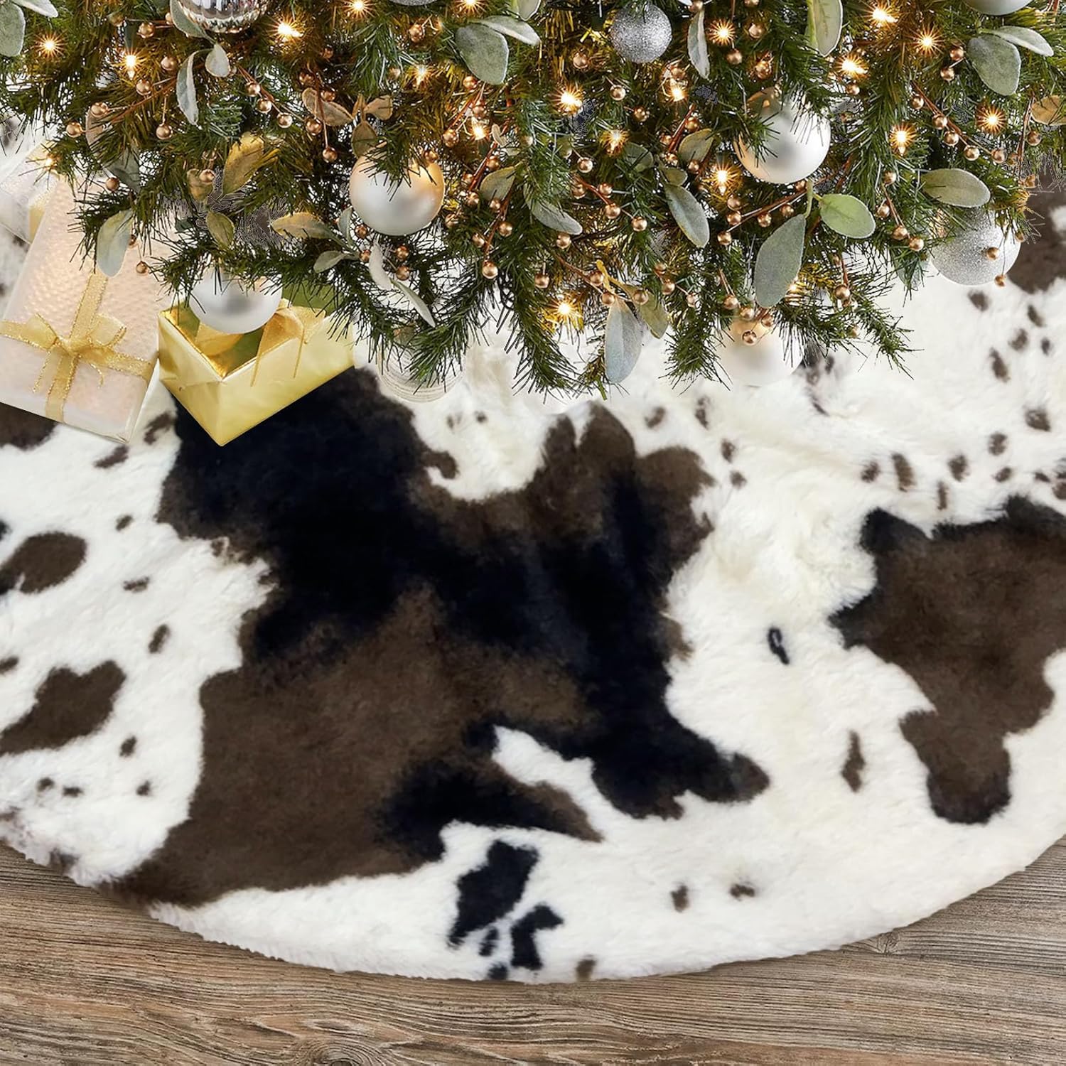 Cow Print Christmas Tree Skirt, 60 inches Western Cowhide Faux Fur Christmas Tree Skirt for Xmas New Year Home Party Decorations