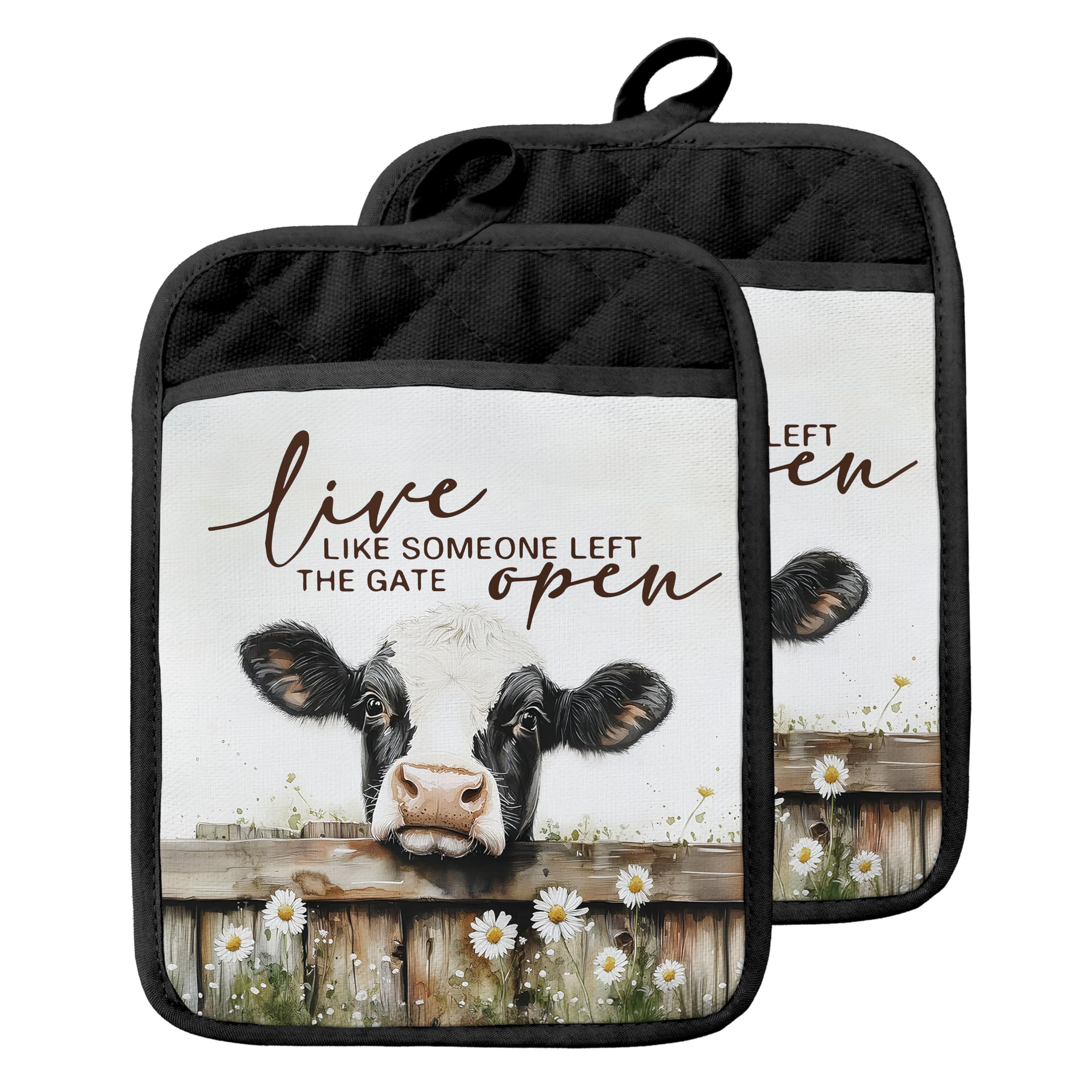 Maniques vache cottagecore avec inscription inspirante pour une cuisine chaleureuse
