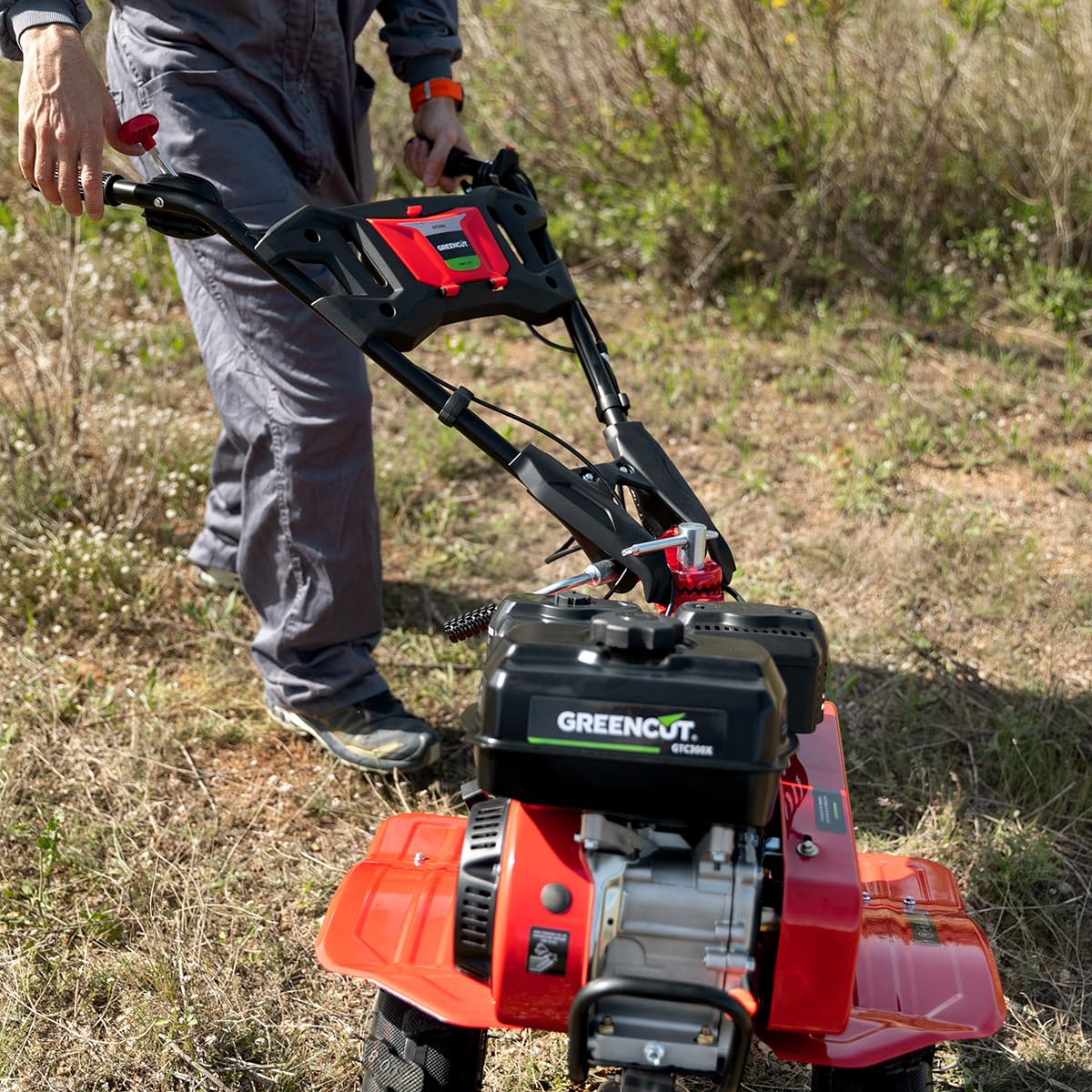 GREENCUT GTC300X - Motoazada de gasolina con motor de 4 tiempos 212cc y 7cv, ancho de trabajo 95cm, 3marchas, fresas de hierro templado intercambiables