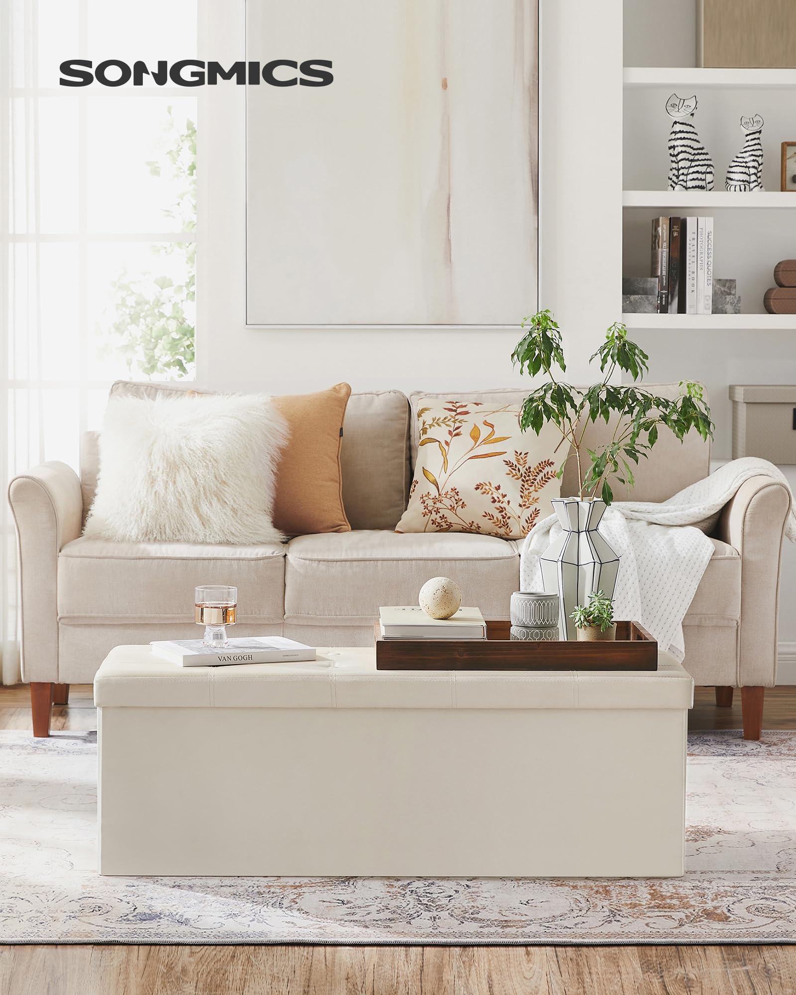 SONGMICS Cassapanca Contenitore 120L, Pouf Contenitore, Panca Poggiapiedi Pieghevole, Capacità di Carico di 300 kg, Seduta Imbottita, Beige LSF70M