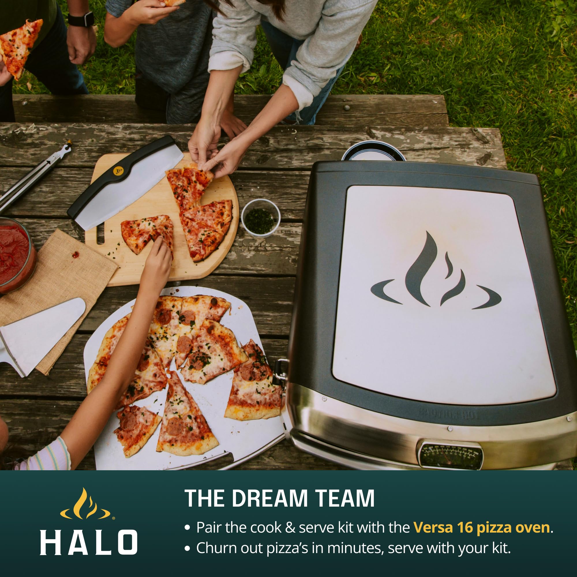 HALO Zestaw do pizzy Cook & Serve, najwyższej jakości skórka ze stali nierdzewnej, krajalnica do pizzy w stylu Mezzaluna, bambusowe deski do krojenia, wysokiej jakości szczypce do pizzy