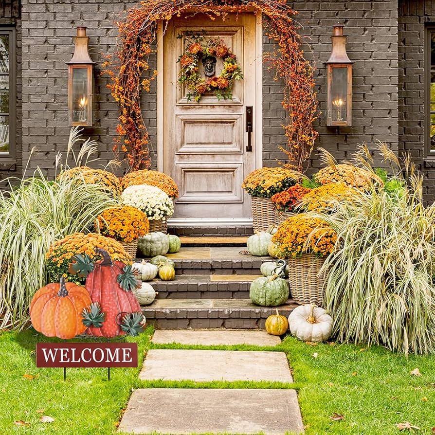 2-Pack Metal Pumpkin Garden Stakes With Witch Hats - Halloween Outdoor Decor 32" & 30.7" Height