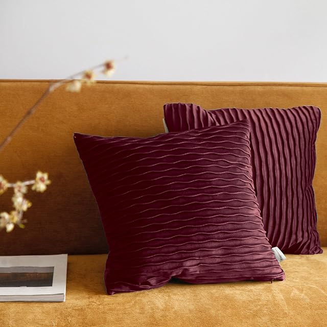 Pagnanno. Set of 2 Soft Velvet Cushion Covers 45x45cm(18x18 Inches) Waves Throw Pillow Cases Square Cushion Covers for Chairs, living room,bedroom with Invisible Zipper (18"x18" (Pack of 2), Wine Red)