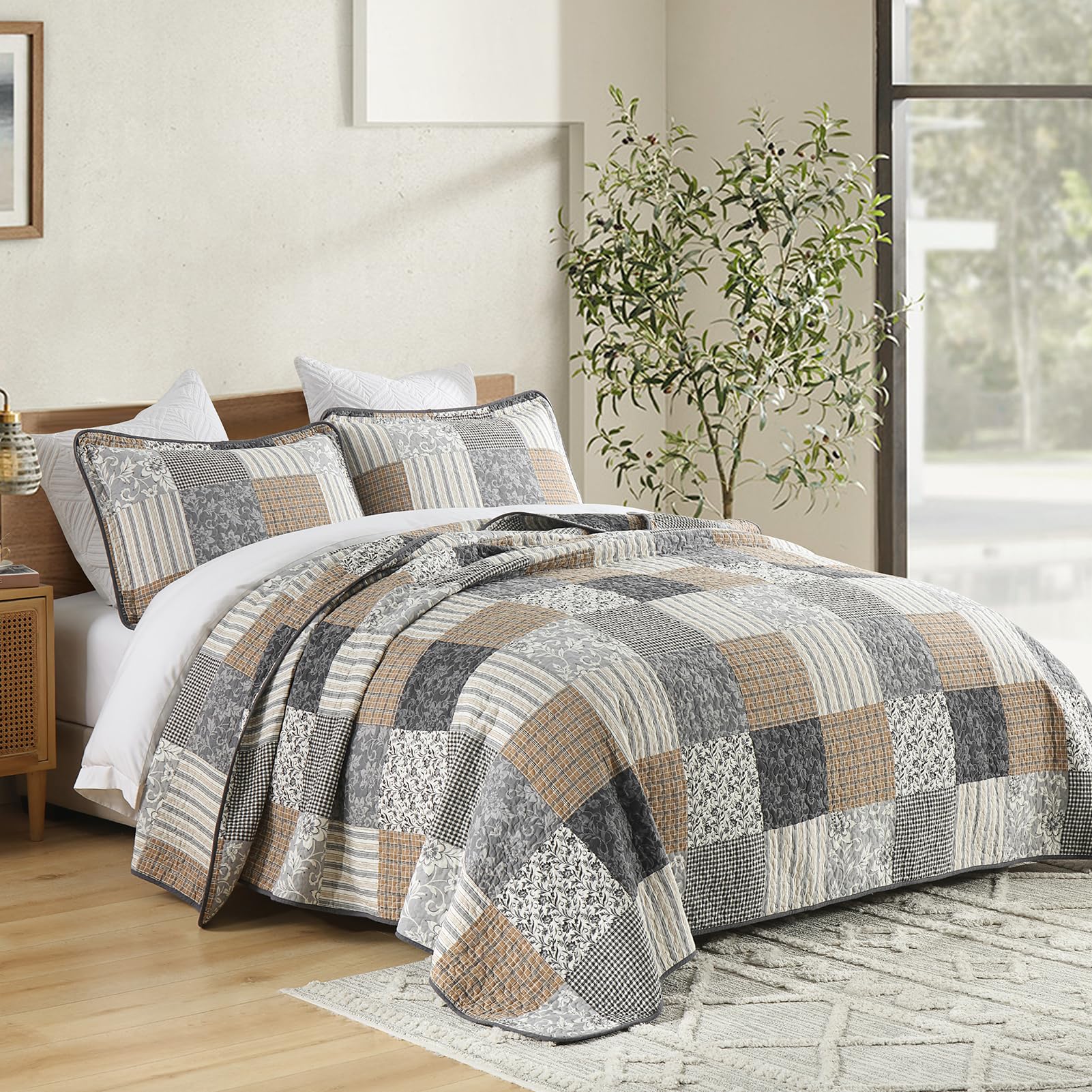 PANGUSHAN 100% Cotton Queen Quilt Bedding Set, Quilt Queen Size, Floral Patchwork Quilted Bedspread, Lightweight Comforter Queen Bed Spread for All Season, 3pcs, Brown/Gray