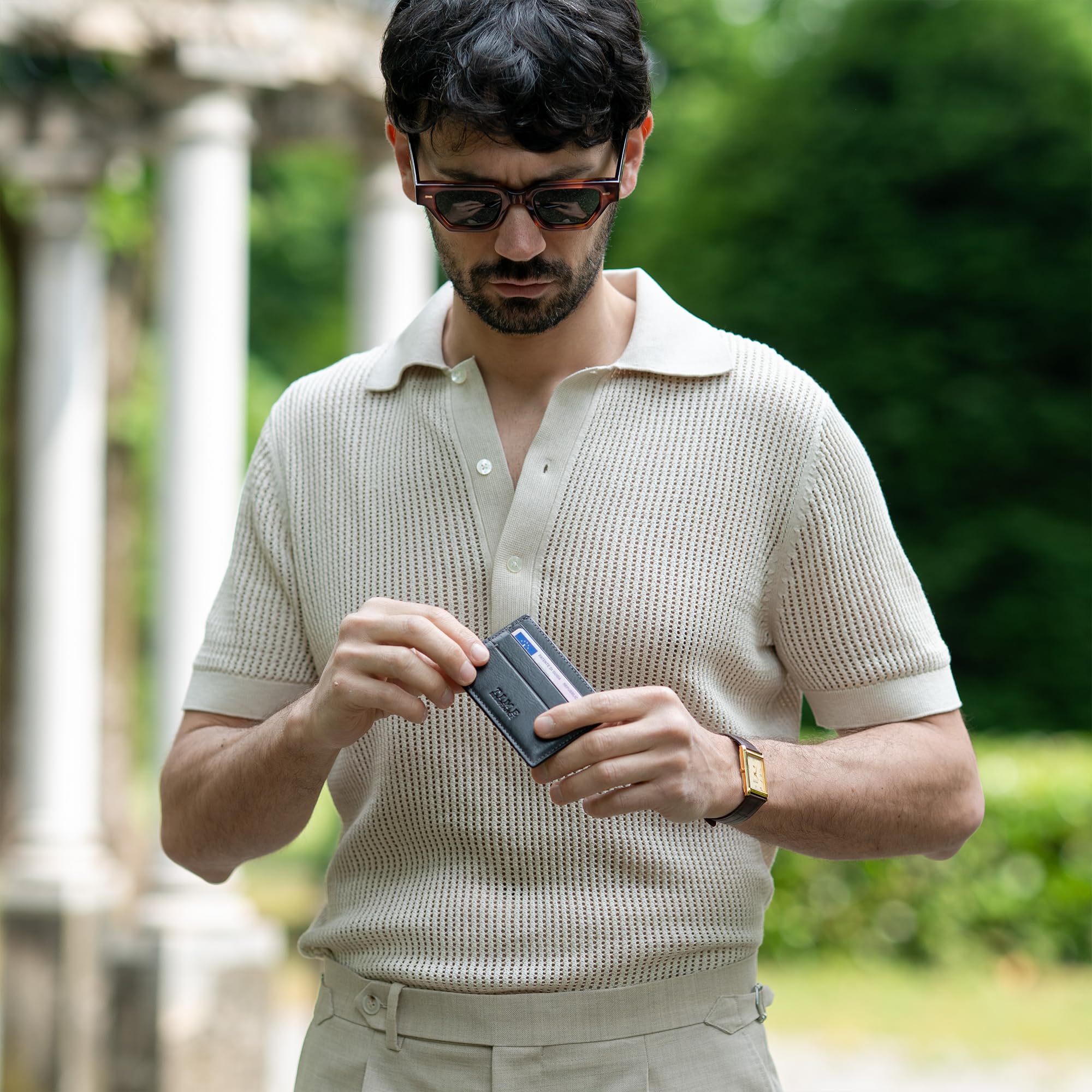 Time Resistance Porta Carte di Credito – Porta Biglietti da Visita in Pelle – Organizer per Carte Fatto a Mano in Italia (Nero)