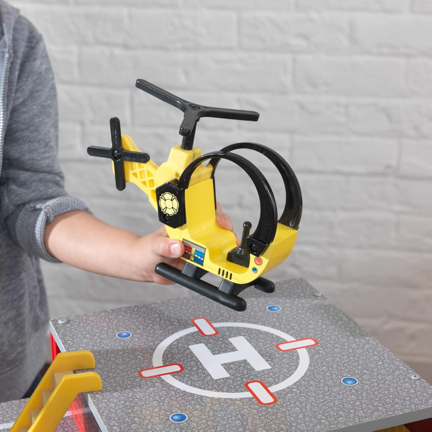 KidKraft Everyday Heroes Wooden Playset, 3-Story with 35-Piece Accessories, Foldable for Storage, Gift for Ages 3+ : Toys & Games