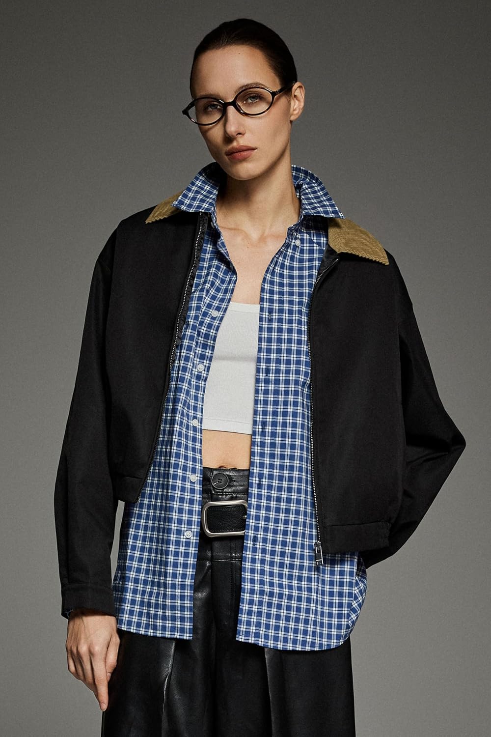 Orolay Women's Cropped Barn Jacket Casual Utility Zip Up Jacket Corduroy Collar Fall Trench Coat - Image 6