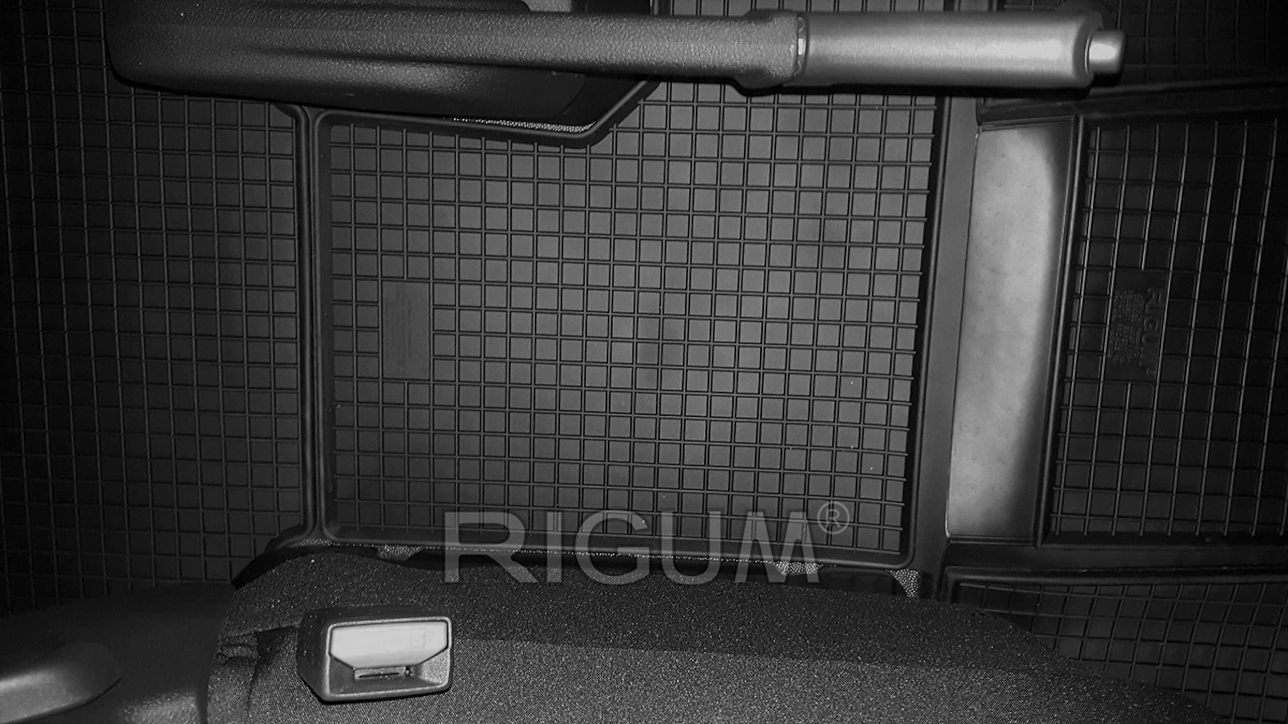 F904413-904185-904420 - Tappetini su Misura per Auto in gomma Antiscivolo Compatibile con Vivaro dal 09/2019 - 8 posti (2 anteriori + 3 seconda fila + 3 terza fila)
