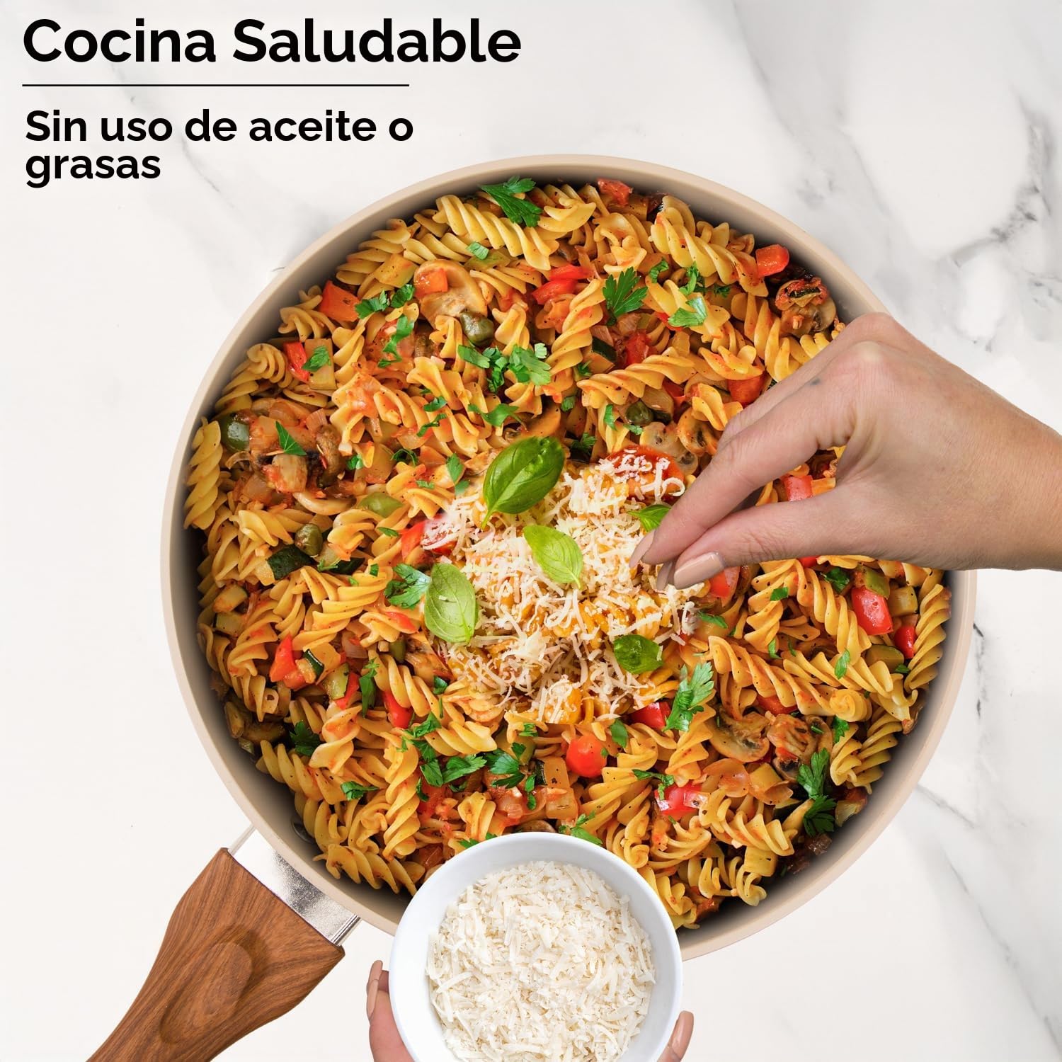 KASANOVA Batería de cocina New Ceramic, Set de ollas y sartenes antiadherentes con revestimiento cerámico, aptas para inducción (crema, 8 piezas)