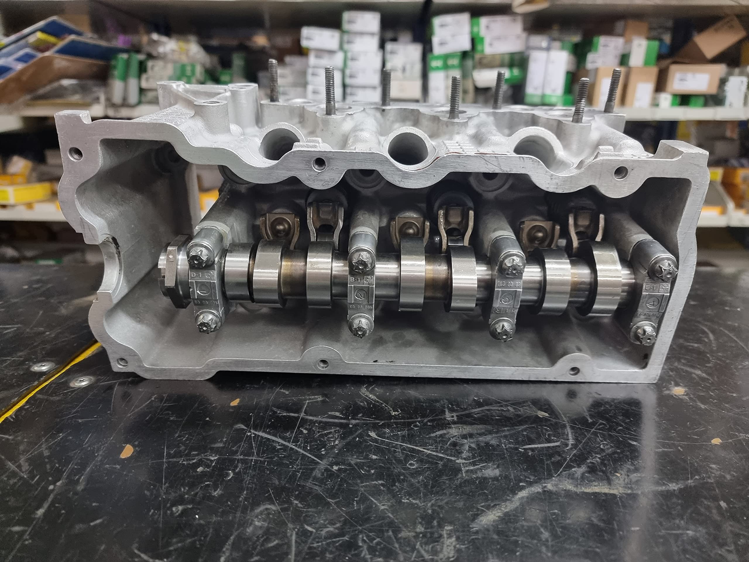 TESTATA REVISIONATA R1600160001 001747V003 CON MOLLE VALVOLE E ALBERO A CAMMES CON GARANZIA 12 MESI
