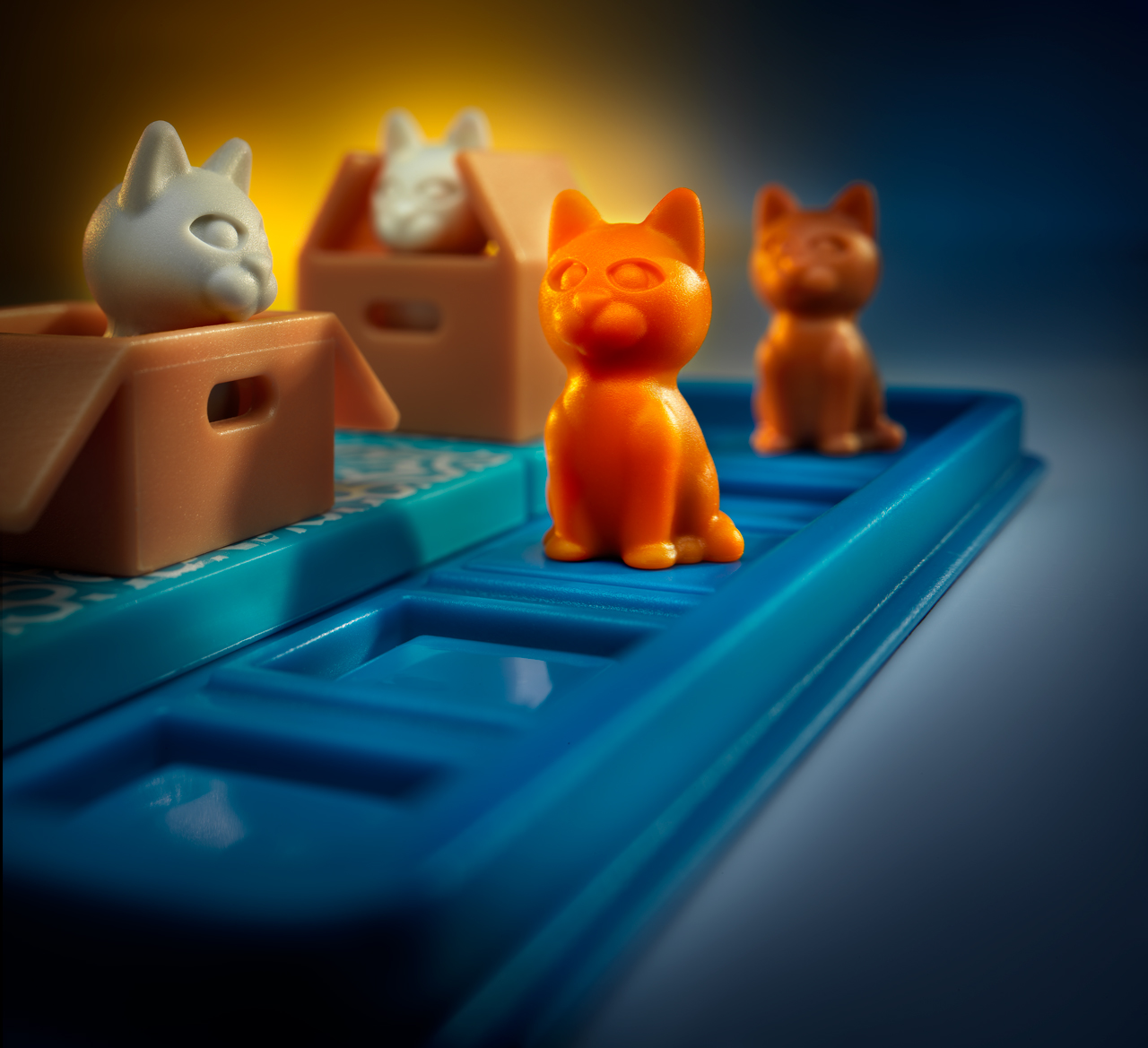 Amazon.com: SmartGames Cats & Boxes Logic Puzzle Game with 60