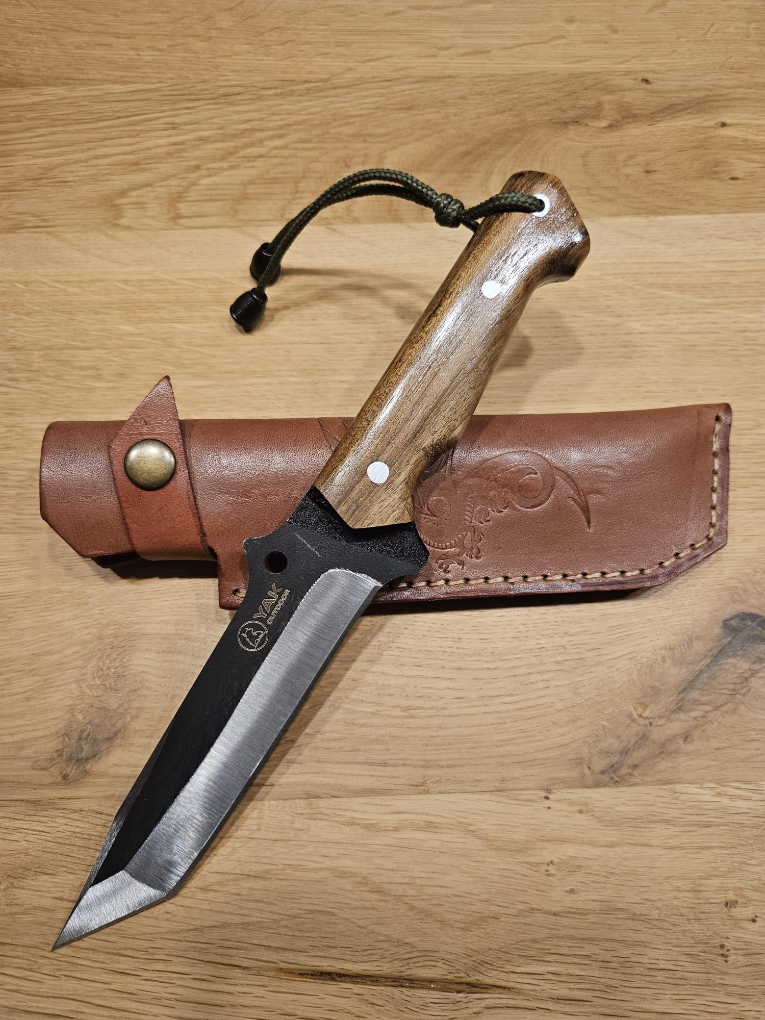 YAK Outdoor Scorpion Messer - 26 cm, 4034 Edelstahl, 13,5 cm Klinge, Wurzelnussholzgriff, inkl. Lederhülle, 54/56 HRC Härte, langlebig und robust, perfekt für Outdoor-Abenteuer und Überlebenstraining