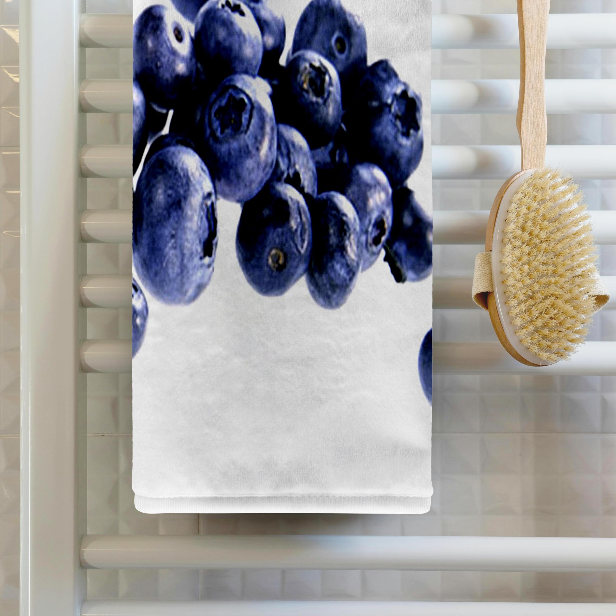 3dRose Blueberries Towel, 15