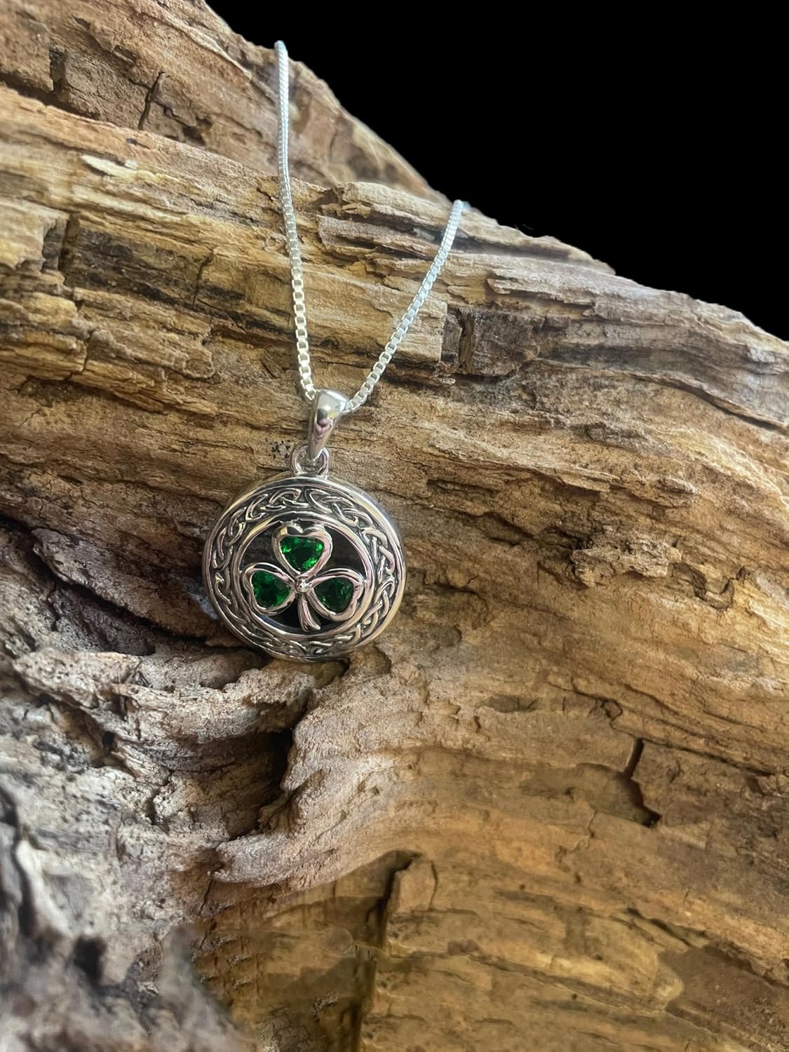 Jewelry Trends Sterling Silver Celtic Clover Shamrock Pendant Necklace 18" Green