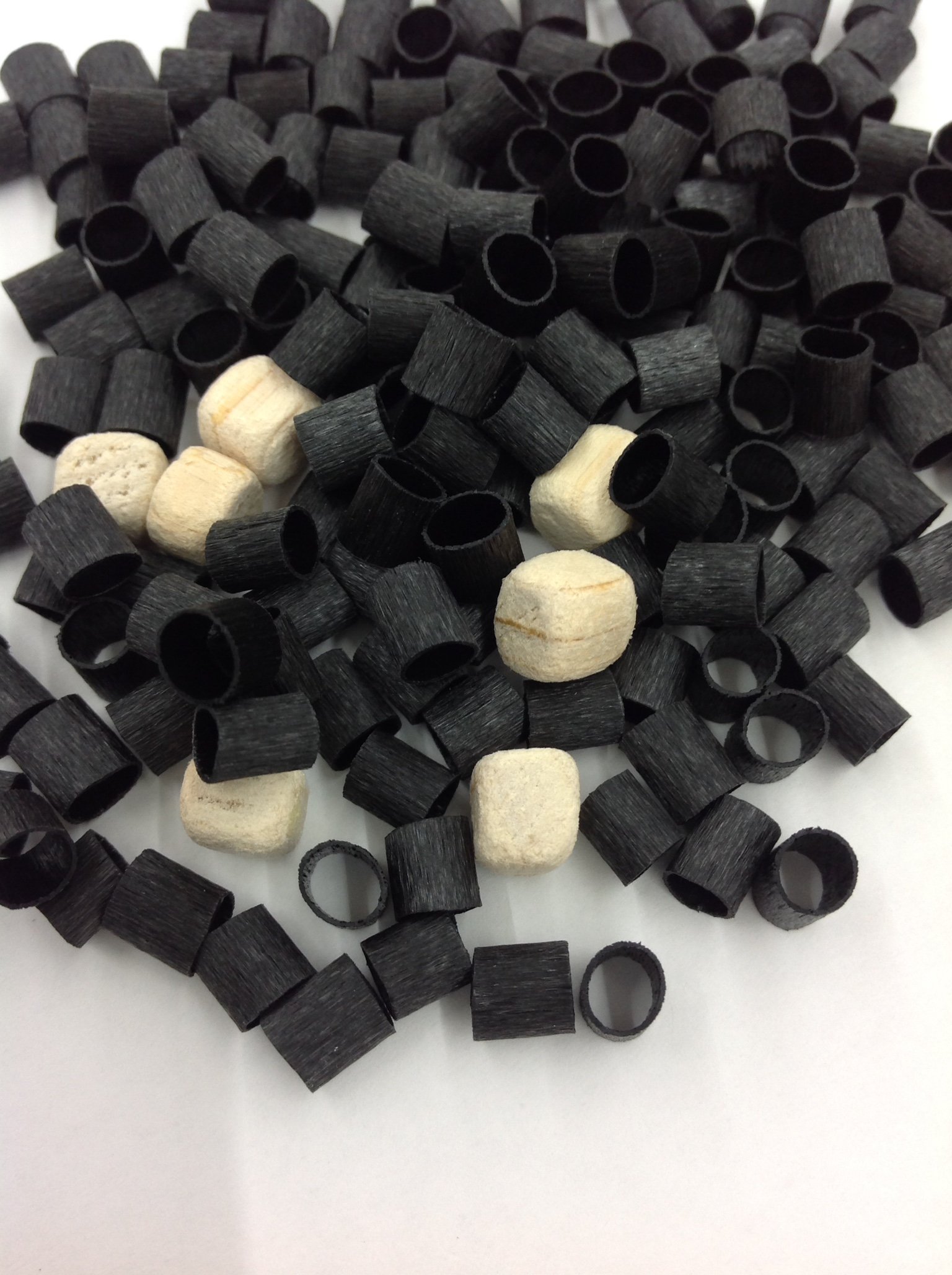 Amazon｜東京西川 ミニ紀州備長炭パイプ｜枕 オンライン通販