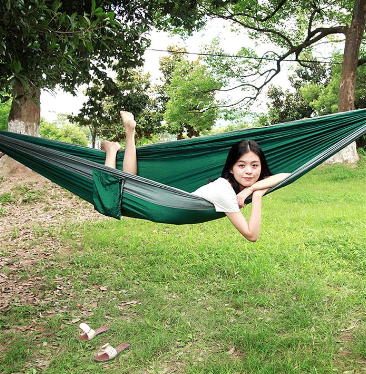 Outdoor Hammock, Double Camping Hammock, Ultra-Light Portable Hammock, 440-pound Load-Bearing Hammock, Starry Sky Camping Equipment