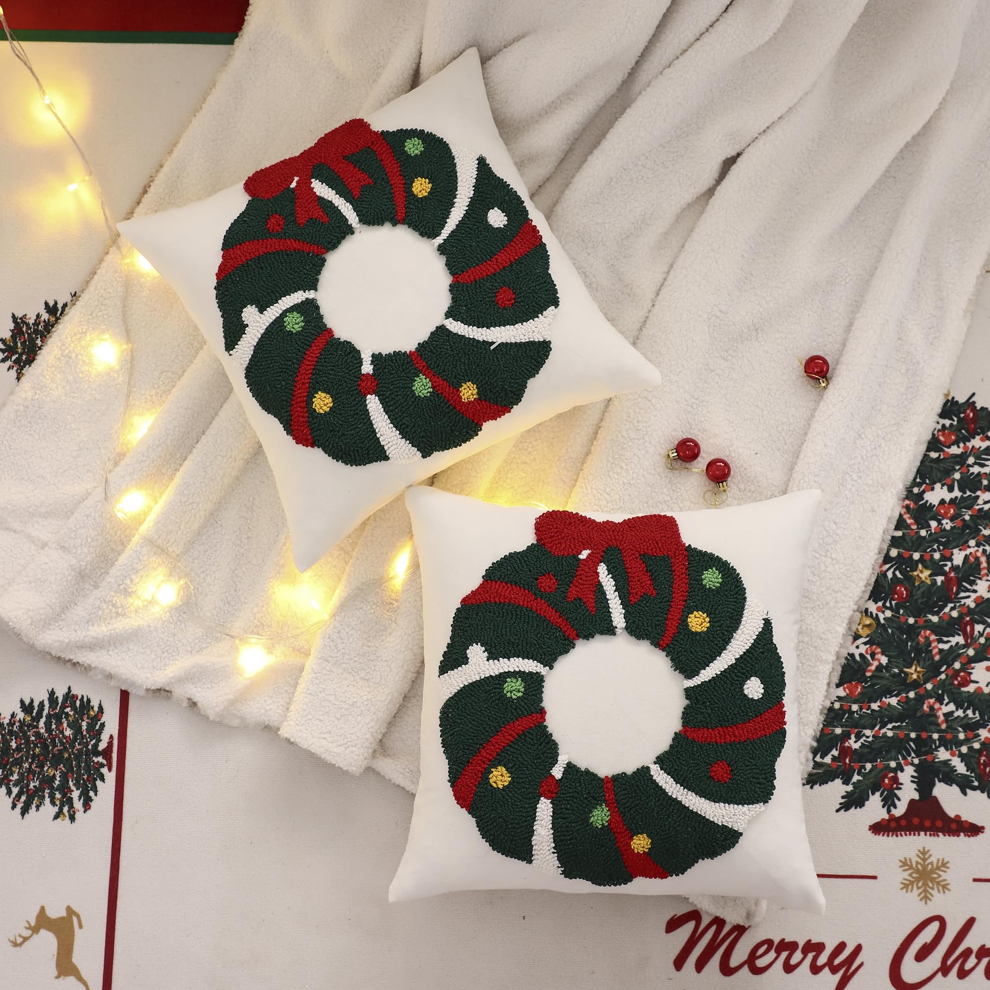 Tosleo Set di 2 federe natalizie con ghirlanda natalizia con fiocco, 45,7 x 45,7 cm, decorazioni natalizie a ciambella, in cotone, per divano, letto