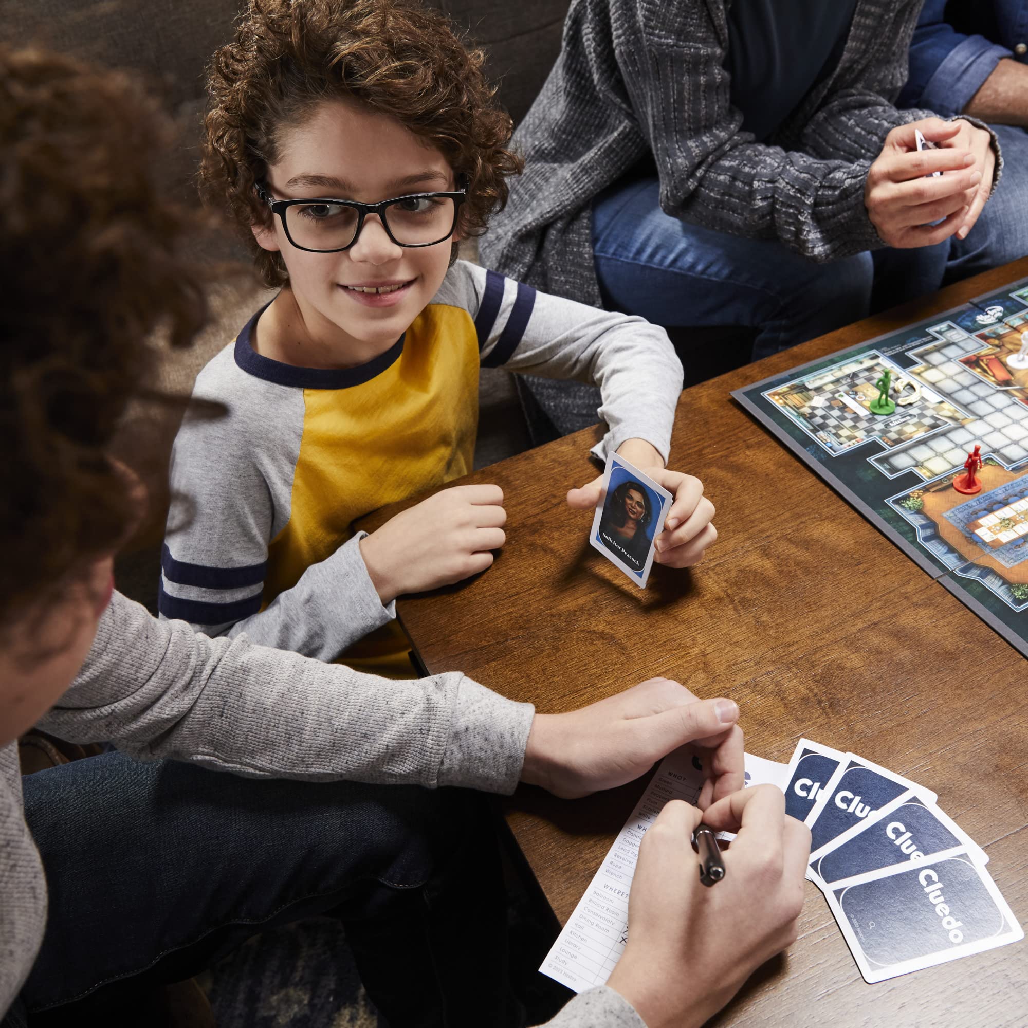 Cluedo Gesellschaftsspiel, erneuertes Cluedo-Spiel für 2 bis 6 Spieler, Kriminspiele, Detektivspiele, Familienspiele für Kinder und Erwachsene (‎Niederländisch)