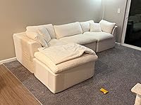 Review Image by Brandon Guillen