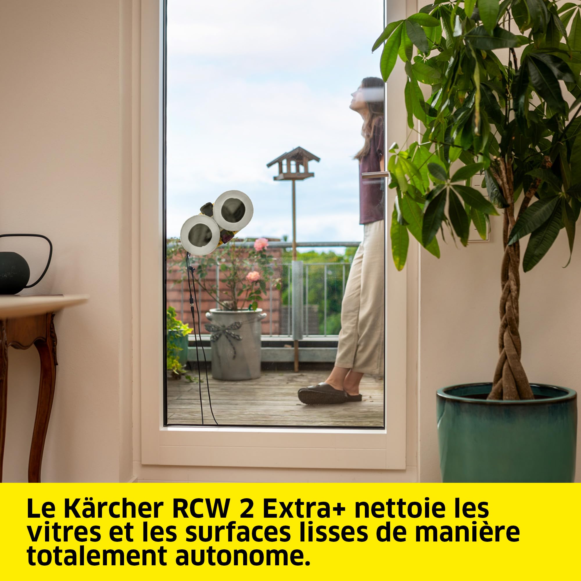 Kärcher Robot Lave-Vitres RCW 2 Extra, Nettoyage Intelligent & Automatique, Système à 2 Réservoirs, Pulvérisation Intégrée, Autonomie de Sécurité : 20 min, Inclus : 2 Patins Microfibres & Télécommande