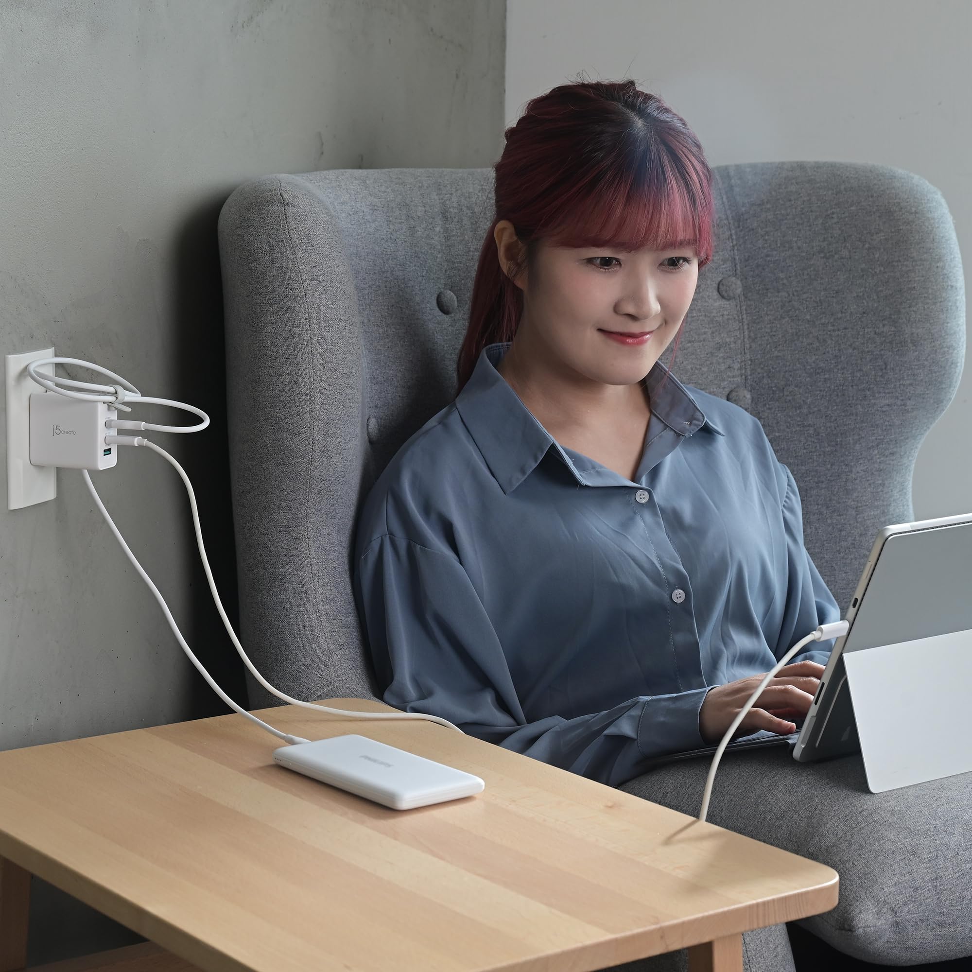 j5create Chargeur USB-C 3 Ports 65W GaN