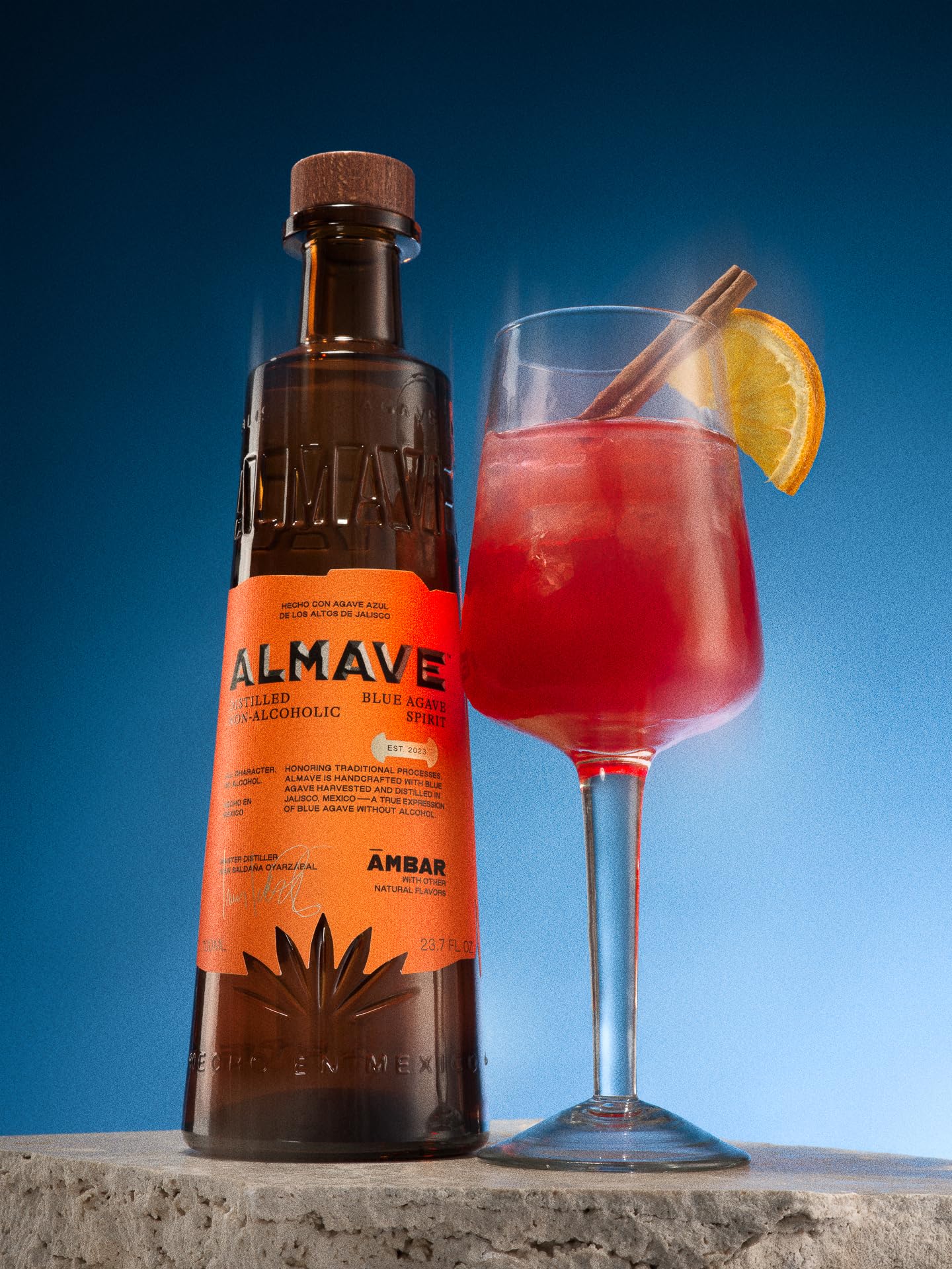 ALMAVE - Ámbar | Spiritueux Sans Alcool à Base d’Agave Bleu du Mexique | Alternative à la Tequila Reposado | Notes de Caramel, Vanille & Bois Grillé | Idéal en Dégustation & Cocktails | 70 cl (Ambar)
