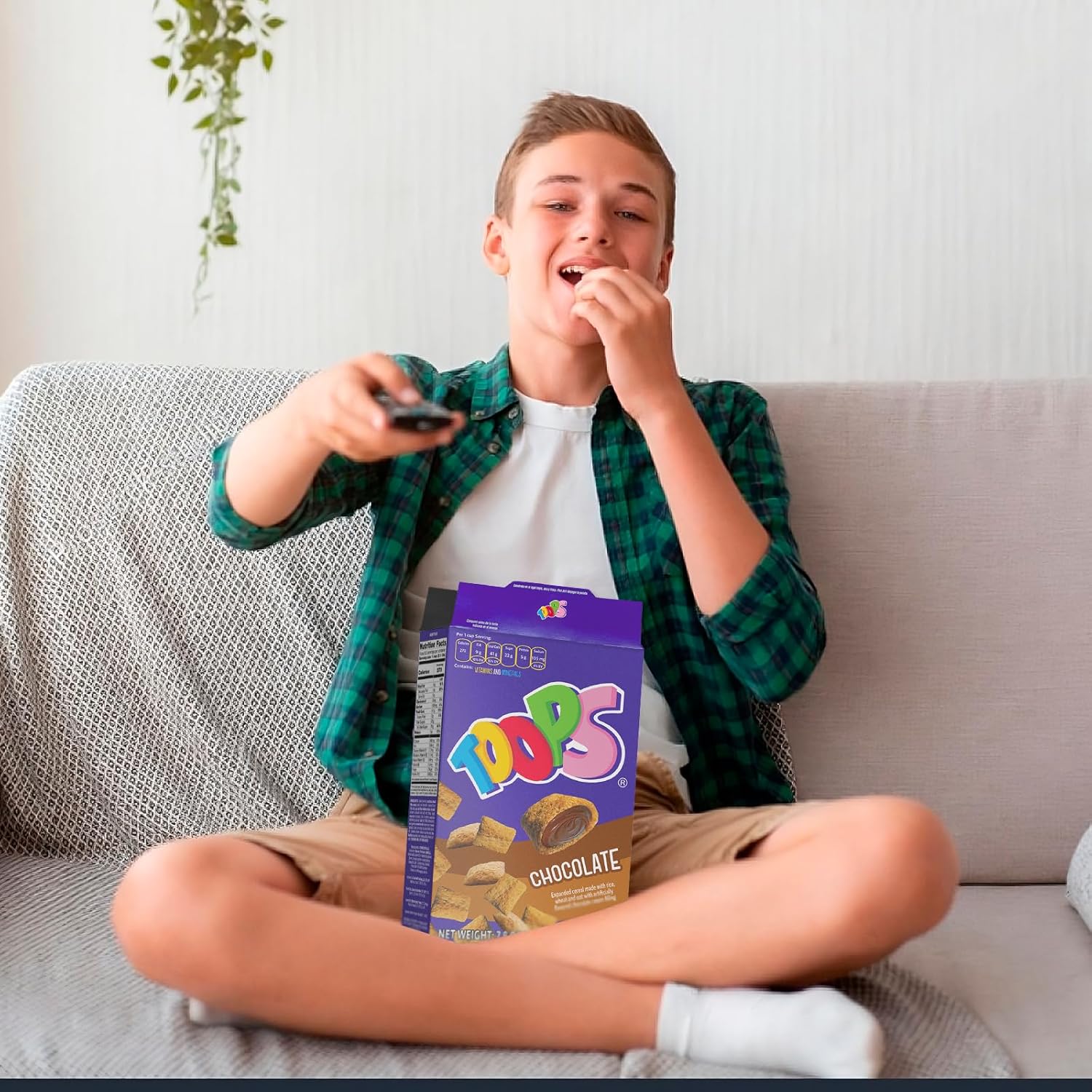 TOOPS Chocolate-Filled Cereal Family Snacks – Crunchy Snack Cups with Vitamins & Minerals, Bite-Size Cereal Treat, Made with Rice, Wheat & Oat, On-the-Go Snack, 7.8 oz (6 Pack)