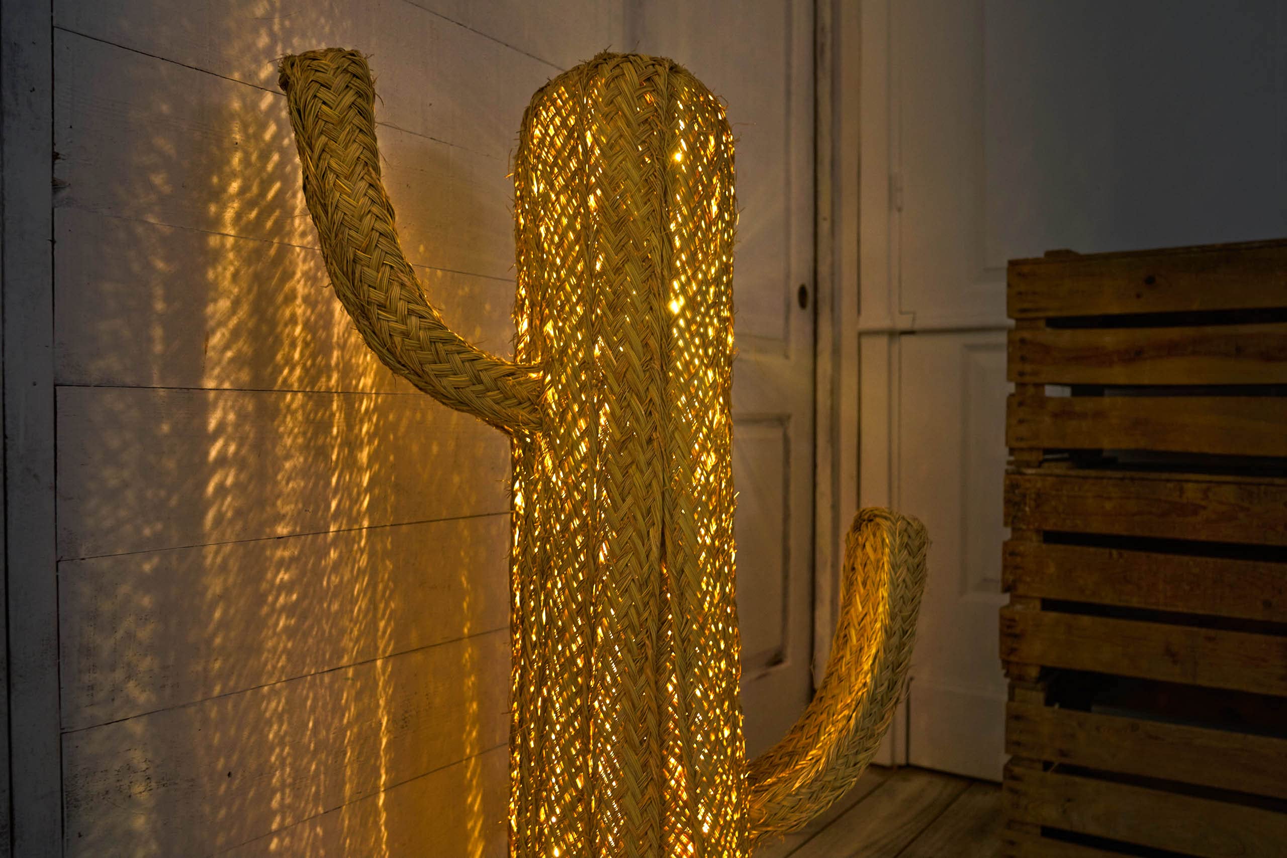Jarapa Home Made with love Cactus de espato lámpara de pie de led para Exteriores e Interiores, decoración jardín y terraza, Adornos para salón, luz led Ambiente (105 cm)