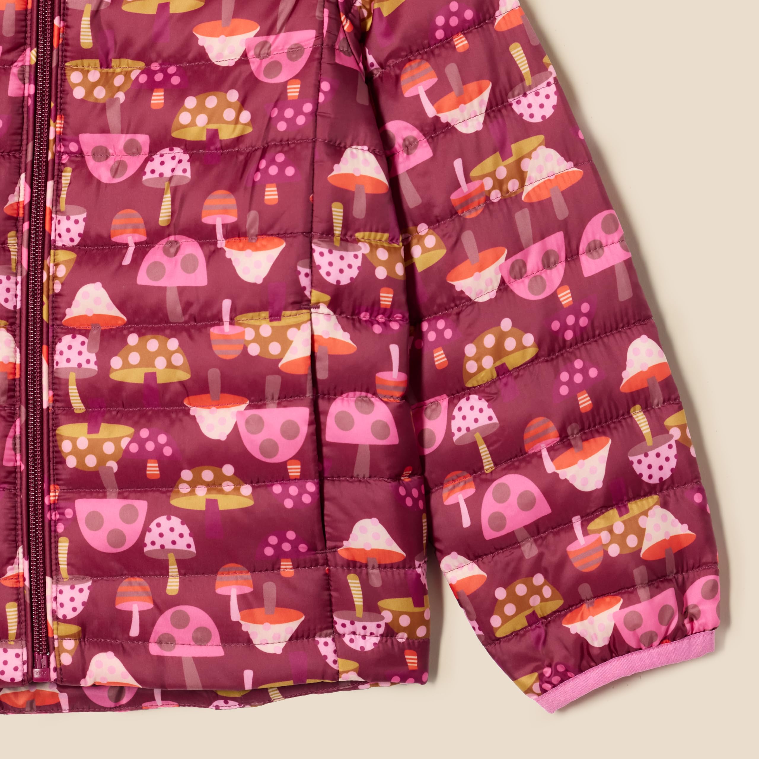 Amazon Essentials Piumino Leggero con Cappuccio Impermeabile e Ripiegabile Bambine e Ragazze