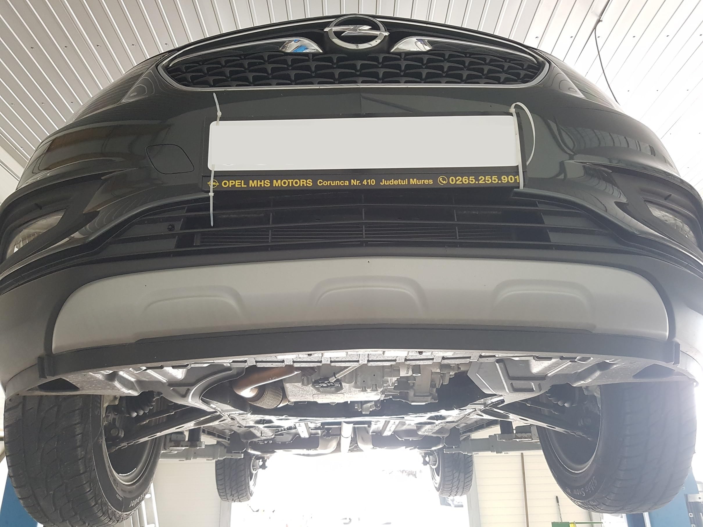 Protección de motor metálica compatible con Opel Mokka (2012-2019)