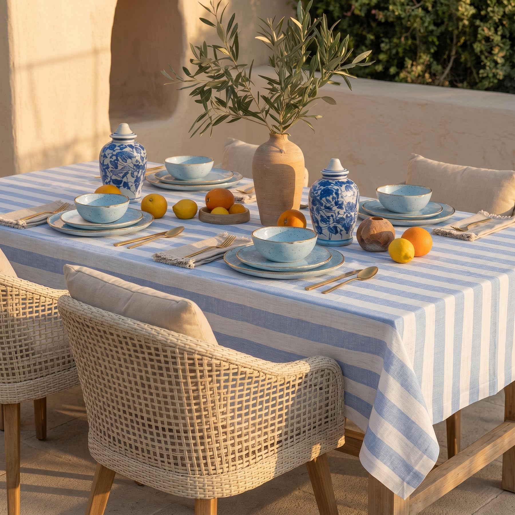 Amazon.com: Solino Home Linen Tablecloth 60 x 90 Inch - Cabana  display picture 1