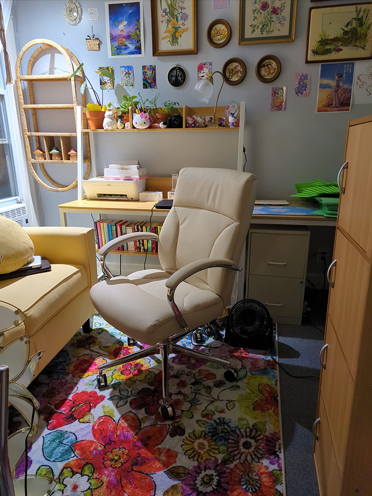 34/mo Finance Amazon Basics Modern Executive Chair, 275lb Capacity