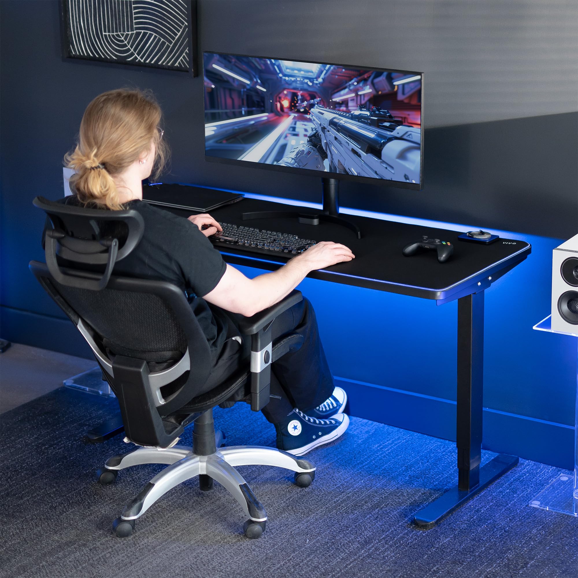 VIVO Alfombrilla de escritorio grande de 60 x 24 pulgadas con iluminación RGB para ambiente de oficina y juegos inmersivos, cubierta de mesa de mouse de gran tamaño, 12 modos de color, base