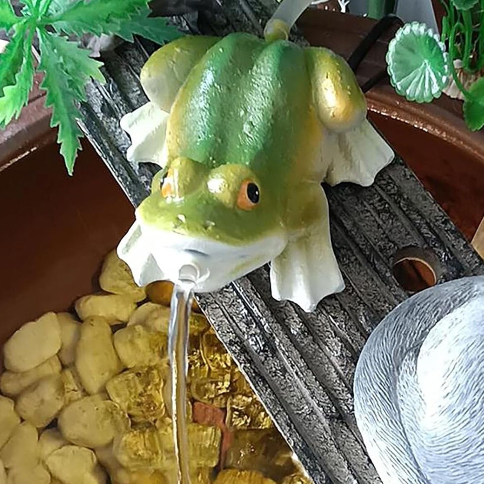 Fontanny do Małych Oczek Wodnych, Fontanna do Oczek Wodnych, Rzeźba do Krajobrazu Wodnego, Żywiczna Figurka Żaby do Oczek Wodnych, Fontanna Ogrodowa, Stylowa Ozdoba na Balkon