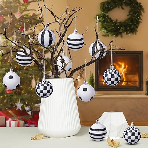 Miniatura 6 de 12 bolas de Navidad en blanco y negro, bolas colgantes a cuadros de búfalo de 2.4 pulgadas, adorno de árbol de Navidad inastillable para Navidad,