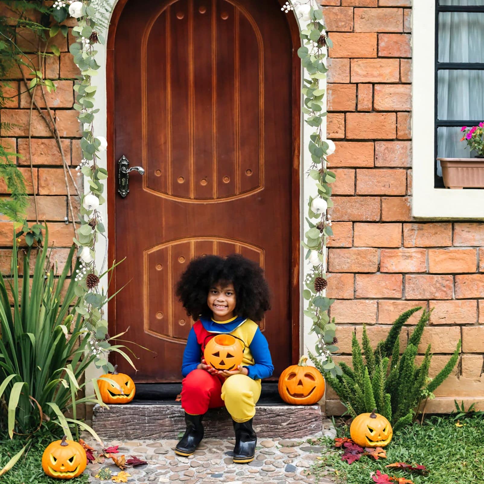 1set Ghirlanda Artificiale Realistica Con Viti Di Eucalipto Per Decorazione Di Halloween Per Interni Ed Esterni Per Pareti Porte e