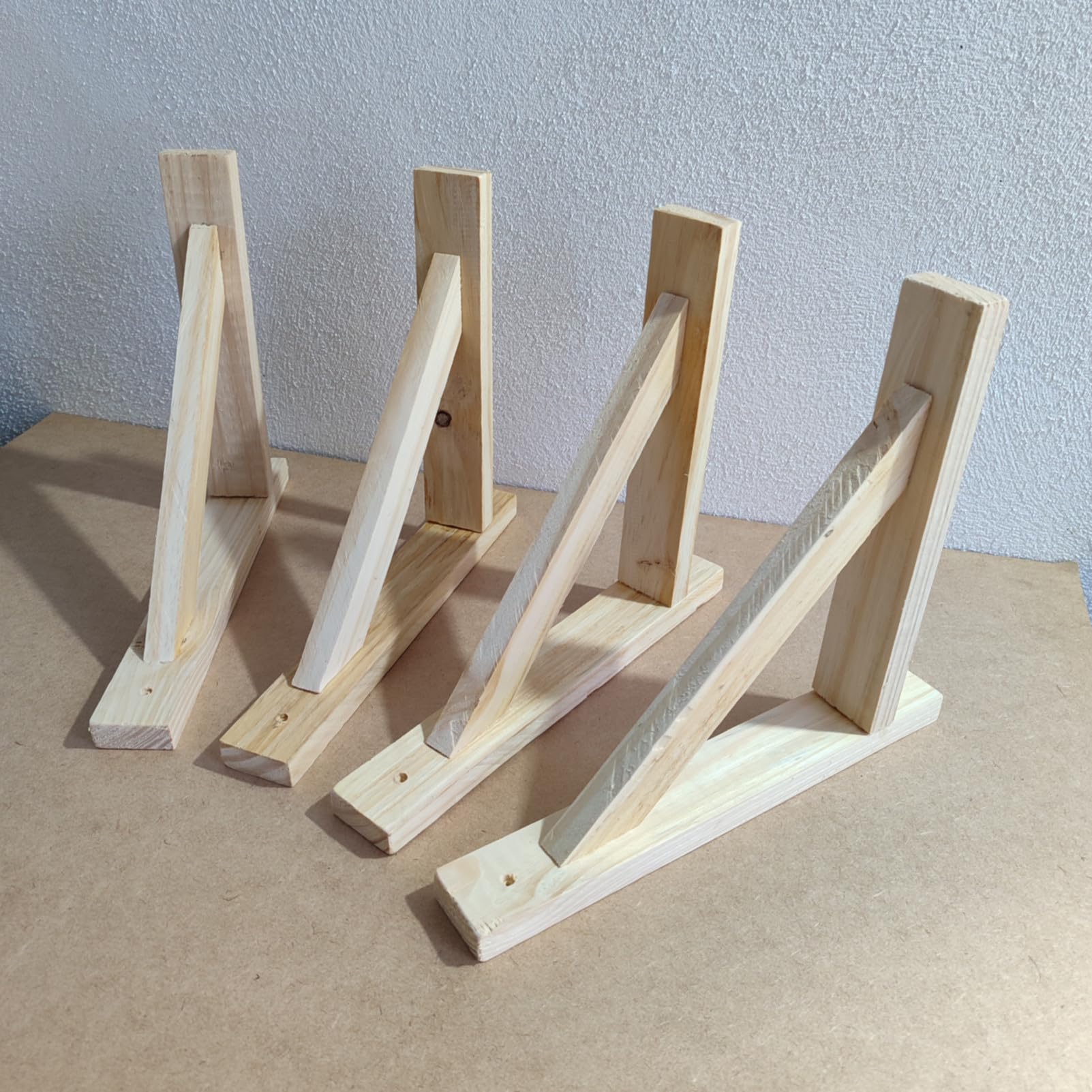 Soportes escuadras de Estante 4 unidades de Madera de Pino Aketemola | Estilo Natural para Baldas | Hechas a Mano | Fácil Instalación | 28x22 cm