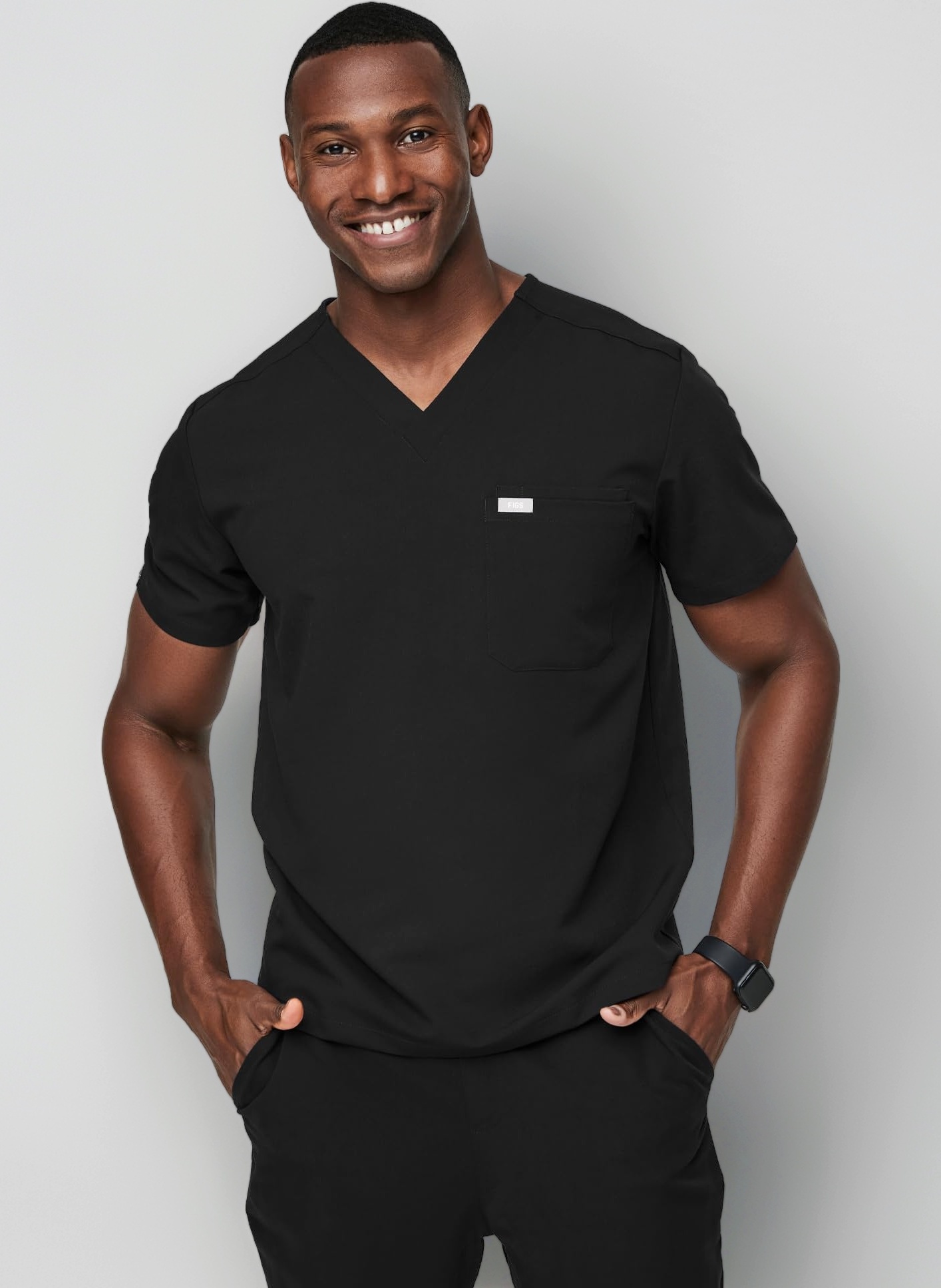 FIGS Men's Leon Medical Scrubs Shirt (Pack of 1)