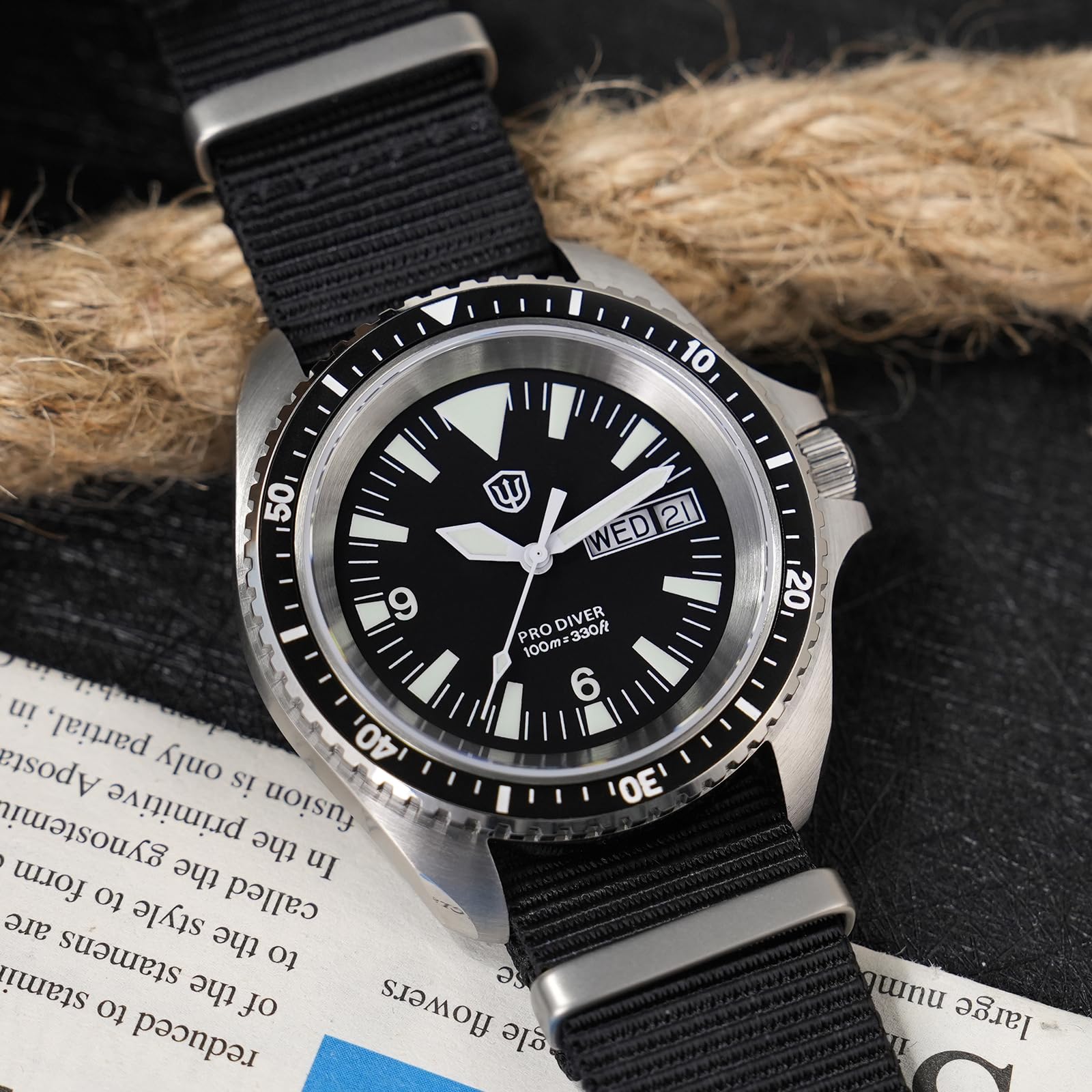 watchdives WD1980 VH31/517 Orologio Al Quarzo, Orologio Subacqueo Militare, 39 MM, Vetro Zaffiro, Orologio Da Polso Di Lusso, Impermeabile 100 M, Orologio Da Uomo