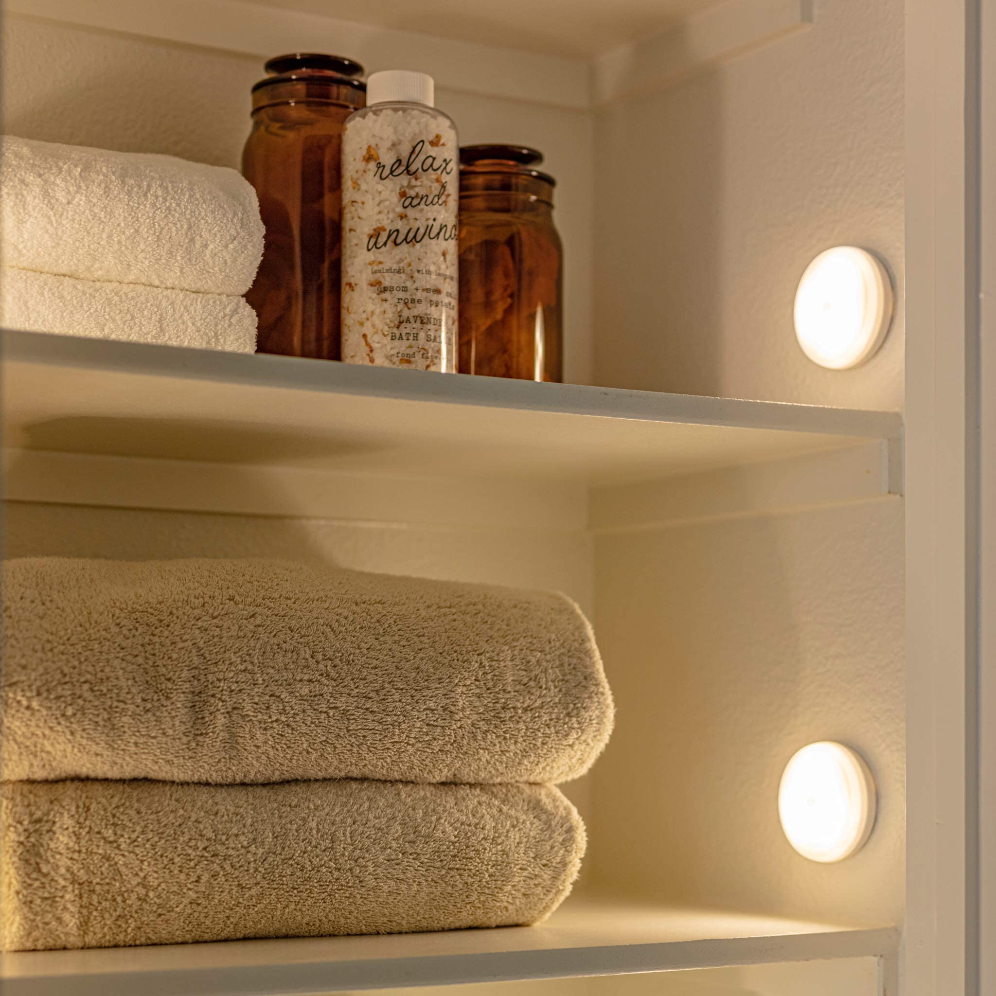 Luz LED inalámbrica del sensor de movimiento de la luz LED del armario de la luz portátil de la batería de la luz de la escalera del pasillo interior activada movimiento luz de la noche