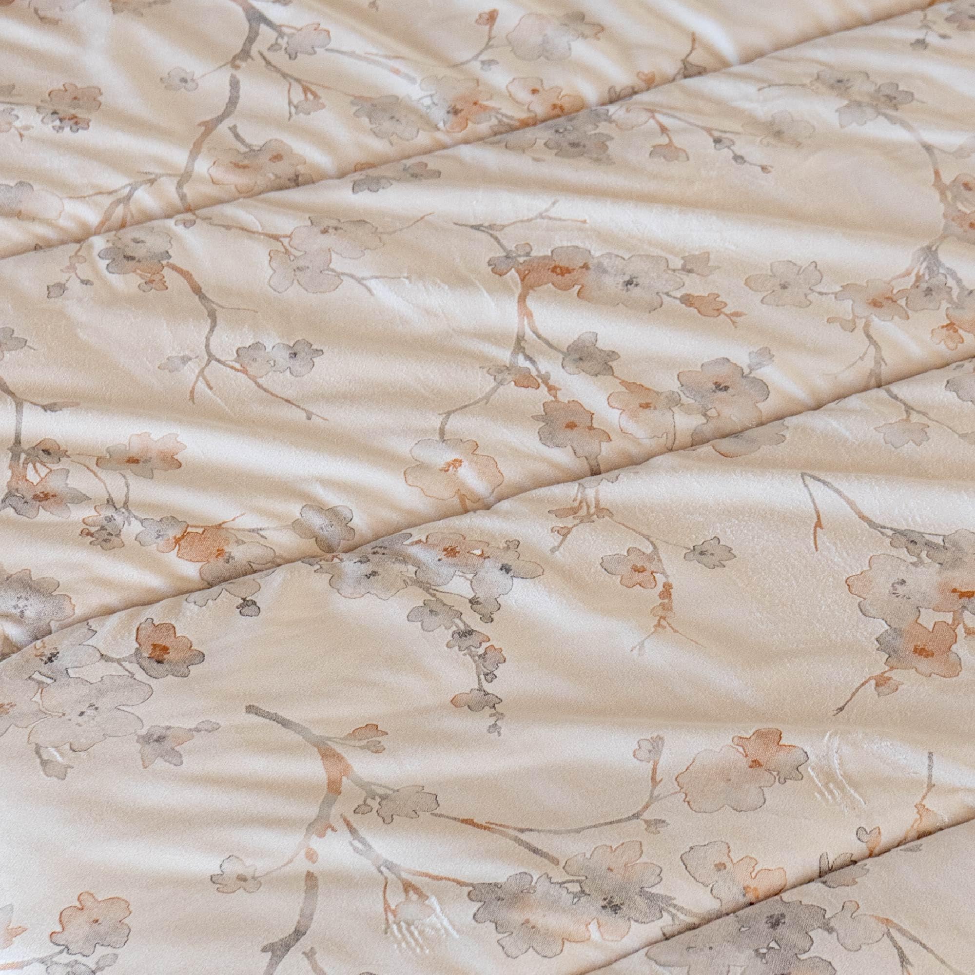 IlGruppone Trapunta Invernale Matrimoniale in Velluto con Stampa Digitale – Piumone Due Piazze Elegante e Morbido 500gr – Piumino Caldo Made in Italy - Fiorepescobeige - Matrimoniale