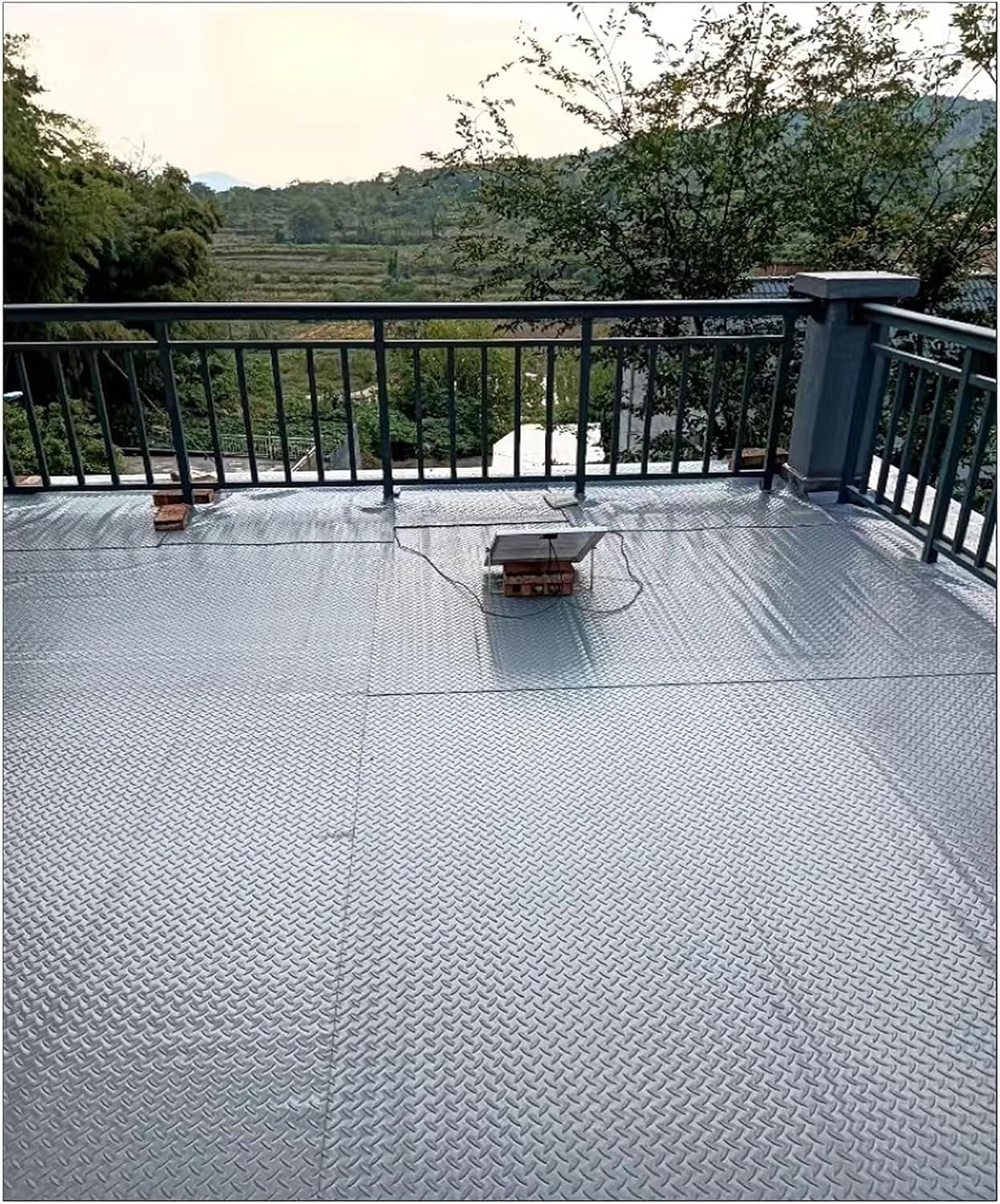 Tapis de sol de garage antidérapant pour éviter les glissades