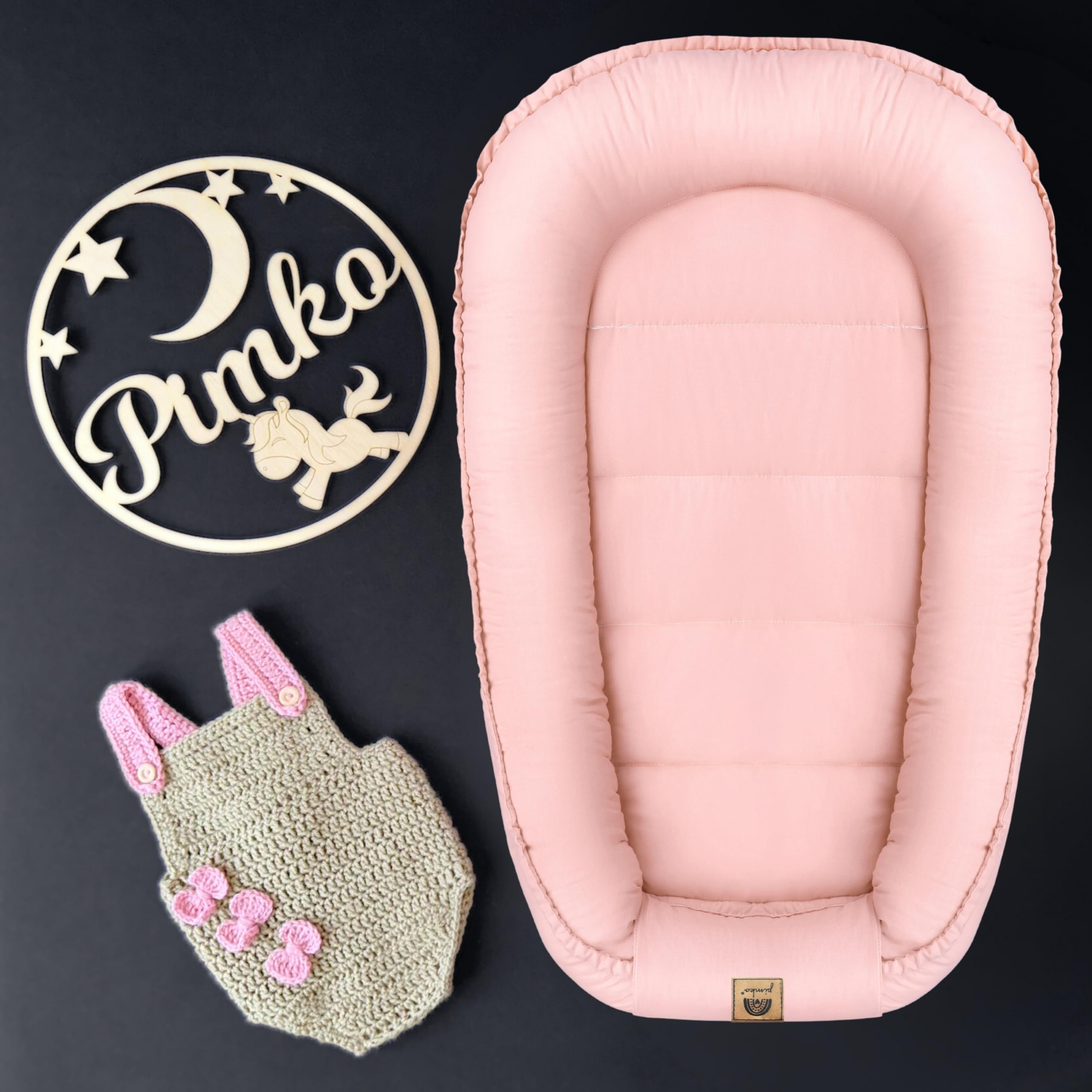 PIMKO Nid d'ange pour bébé - Nid douillet 2 côtés - Pour nourrissons et nouveau-nés - 100 % coton - Convient pour la maison - 55 x 90 cm (rose avec rabat)