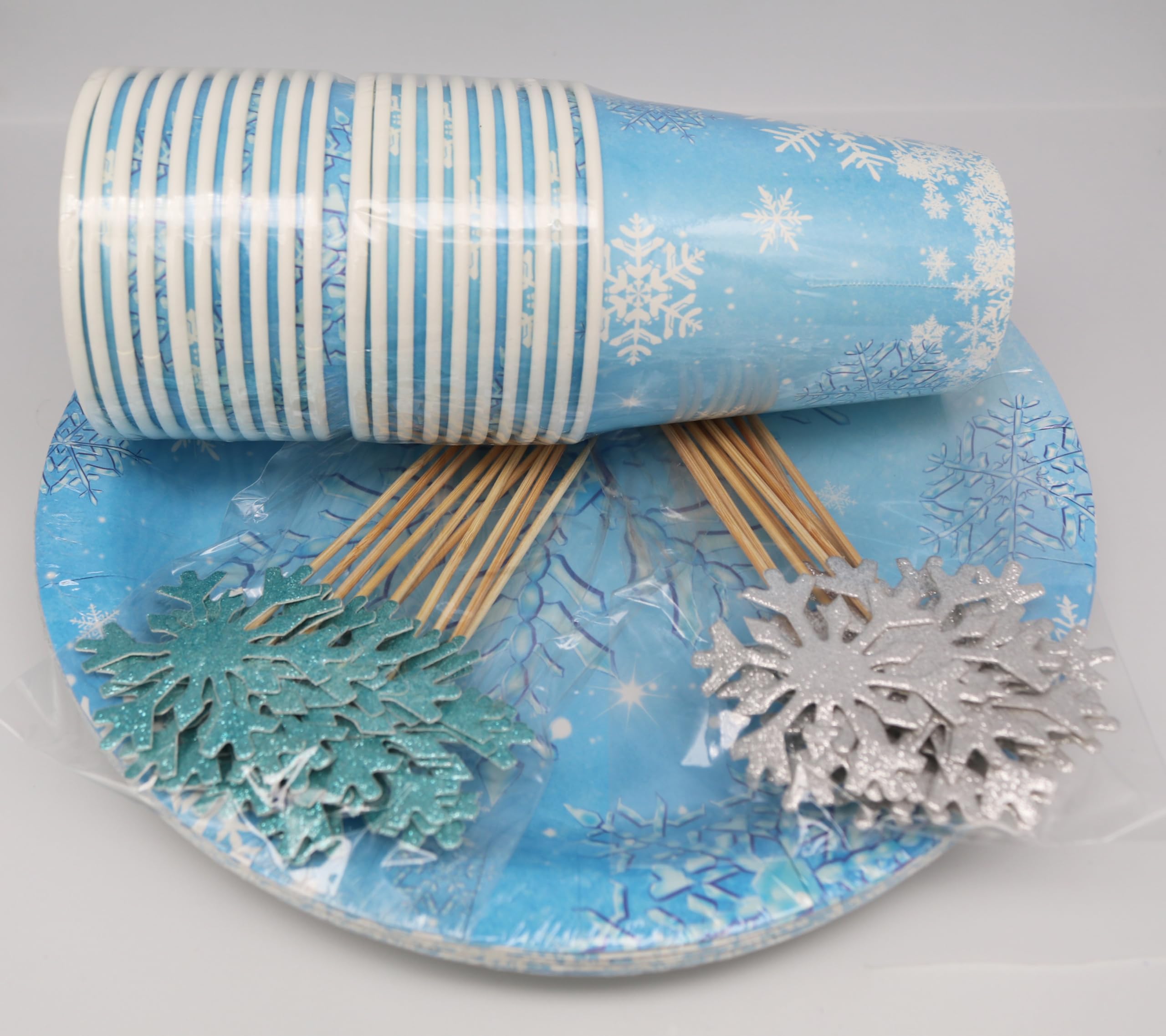 Set di 95 Stoviglie per Feste con Fiocchi di neve, Tra cui Bandiera, Piatti, Tovaglioli, Bicchieri di Carta e inserti per Fiocchi di neve, per 20 Persone