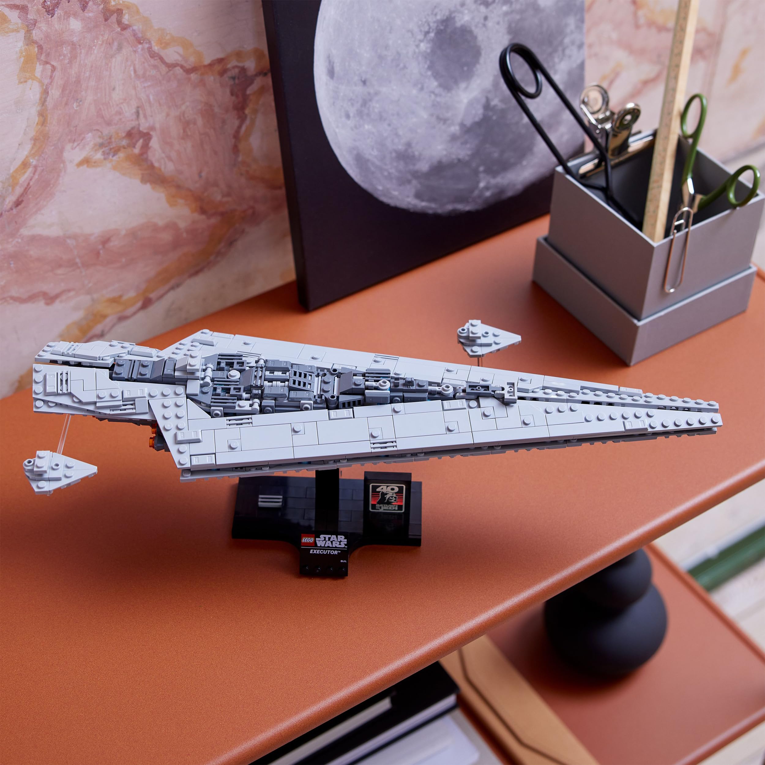 LEGO Star Wars Sternenzerstörer 75356 Star Destroyer Executor, Imperial Super Sternenzerstörer Set (inkl. bedruckter Fliese)