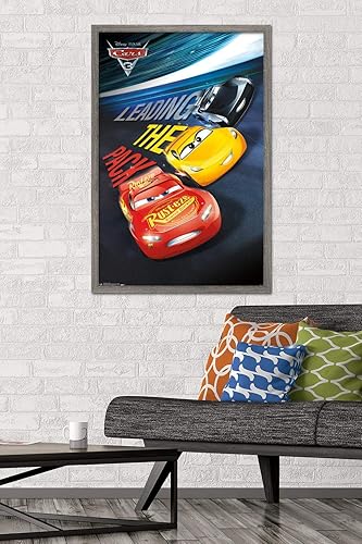 Miniatura 4 de Trends International Disney Pixar Cars 3 - Póster de pared de grupo, 22.375 x 34 pulgadas, versión enmarcada de madera de granero
